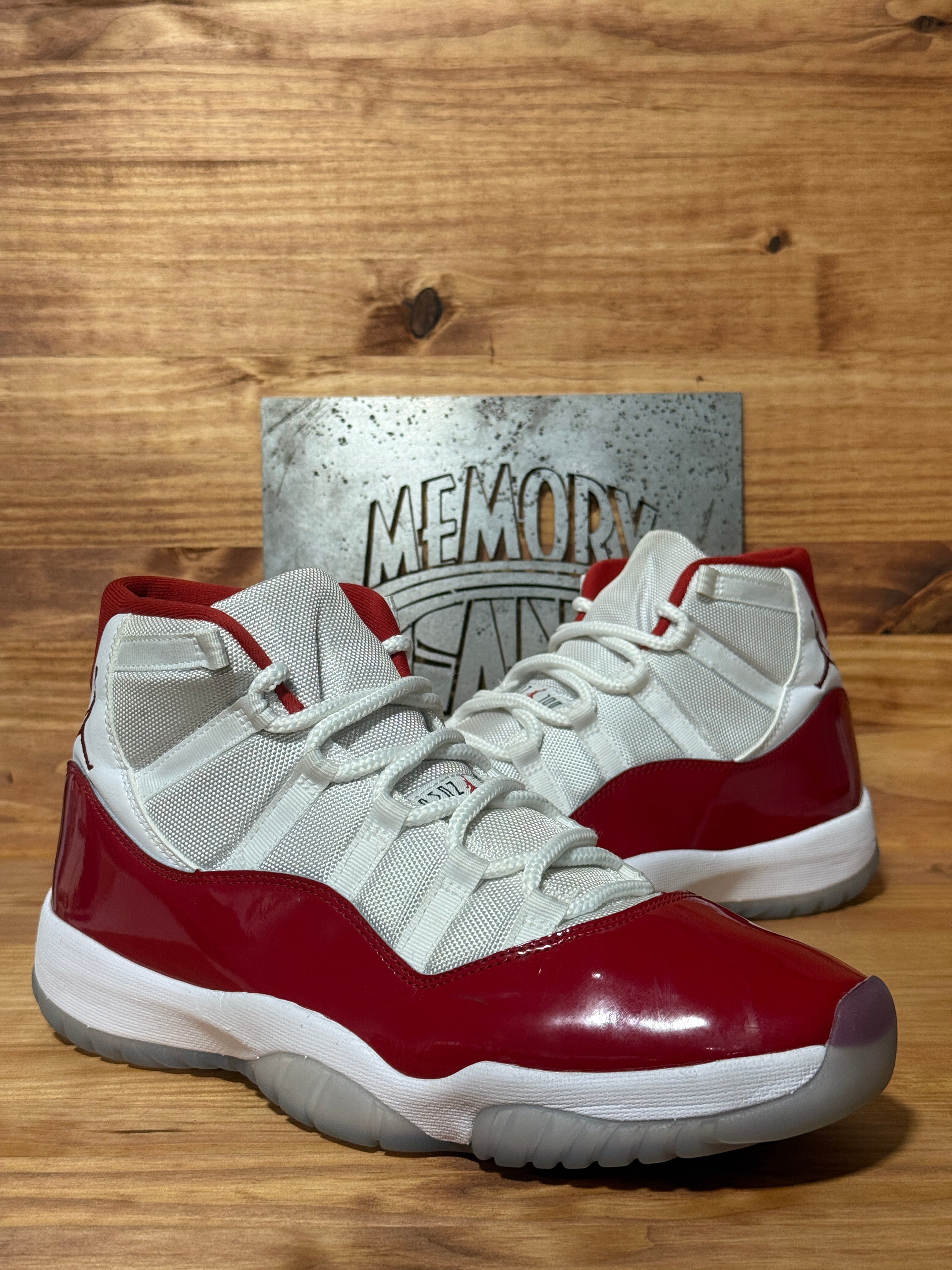 Jordan 11 Retro Cherry (2022)