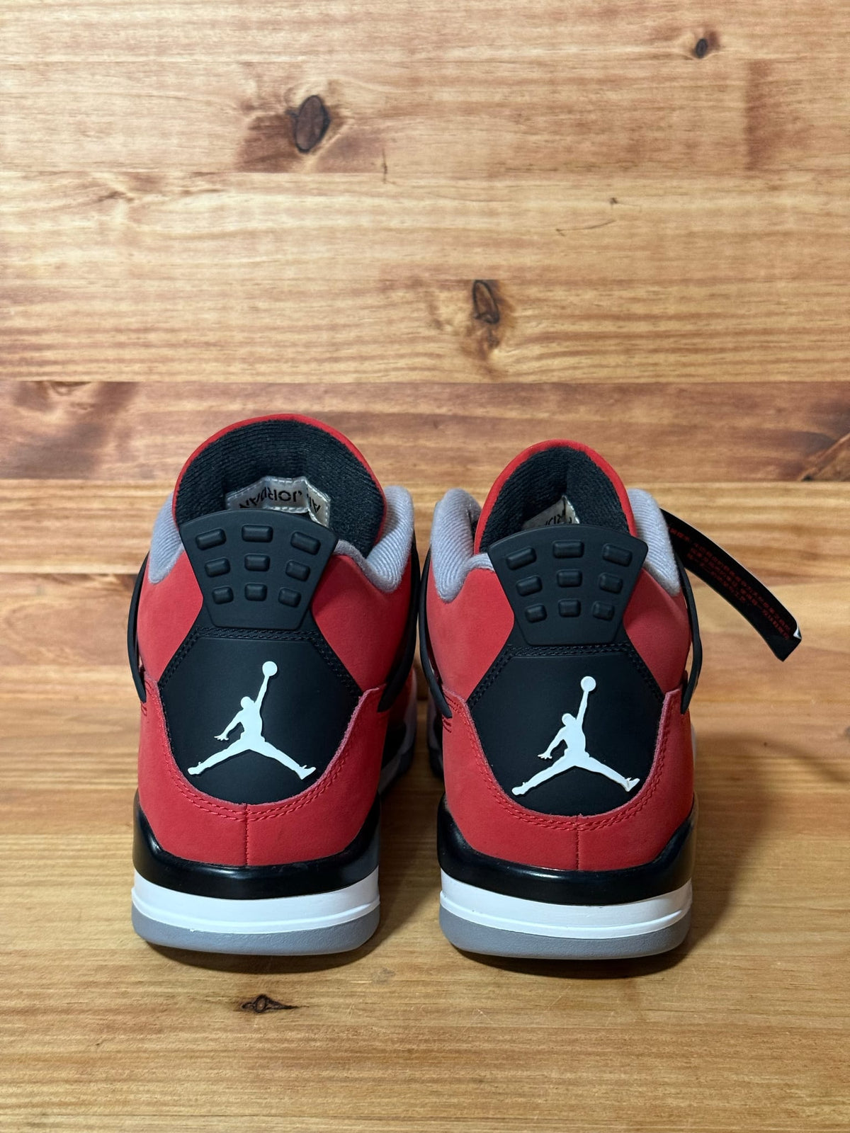 Jordan 4 Retro Toro Bravo (2026) - Size 9.5