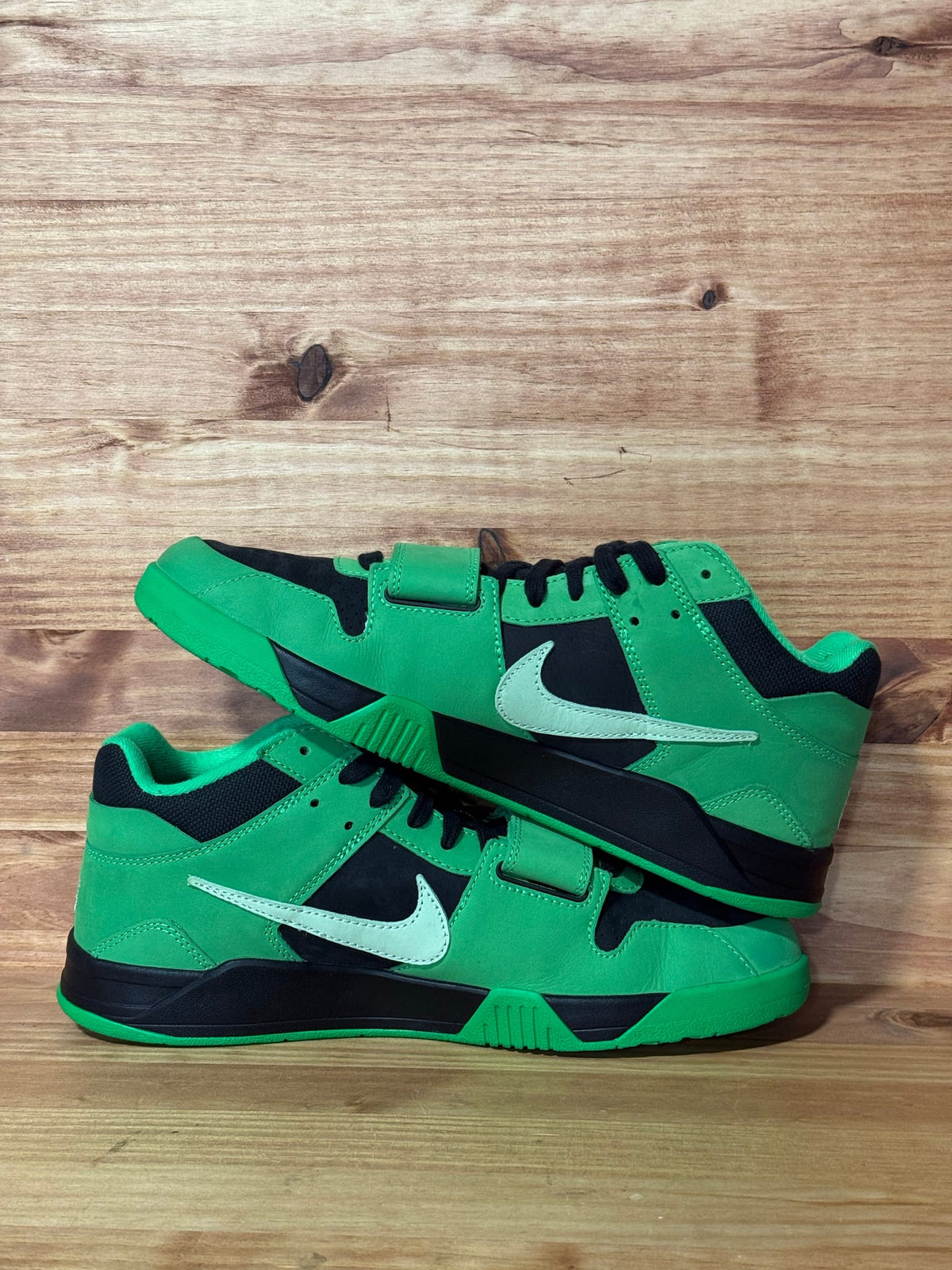 Jordan CJ1 T-Rexx Travis Scott Green Spark - Size 11