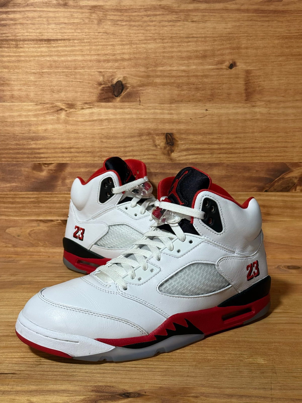 Jordan 5 Retro Fire Red Black Tongue (2025) - Size 11
