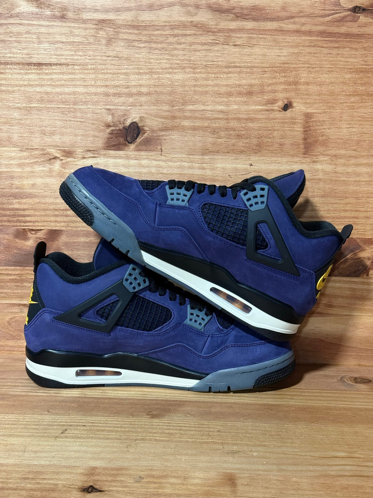 Jordan 4 Retro Lakers - Size 10.5