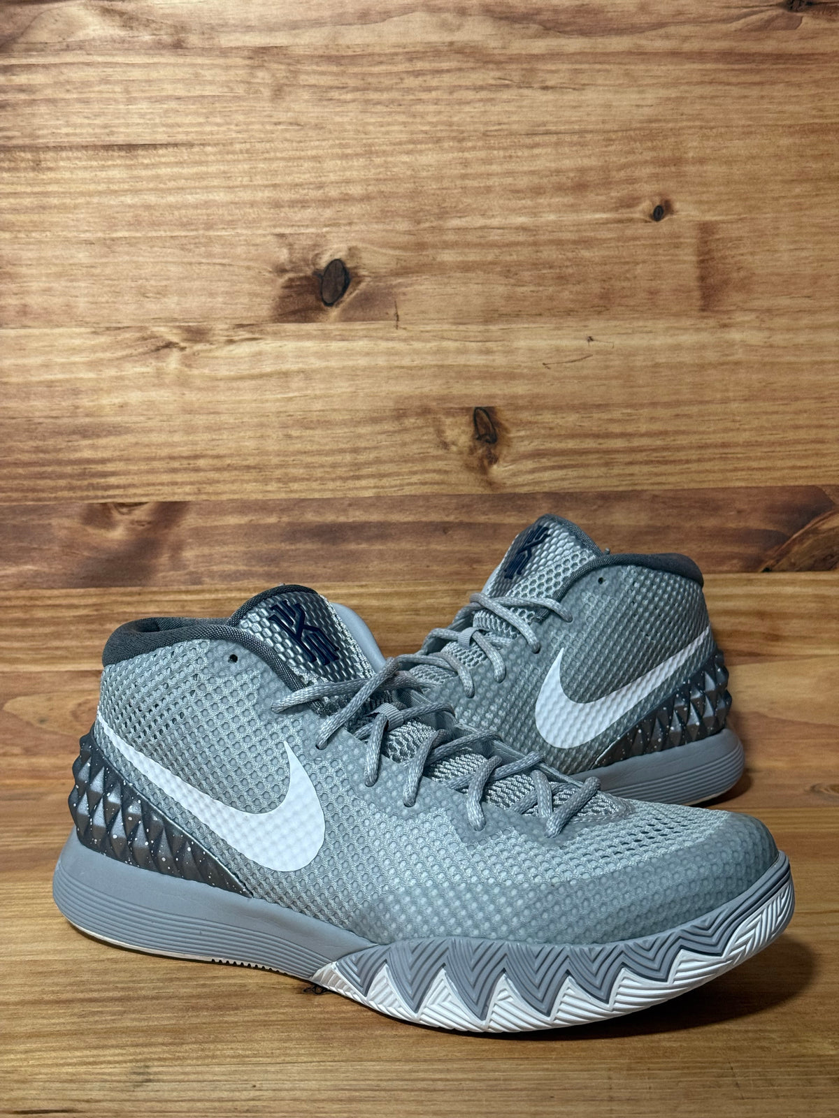 Nike Kyrie 1 Wolf Grey