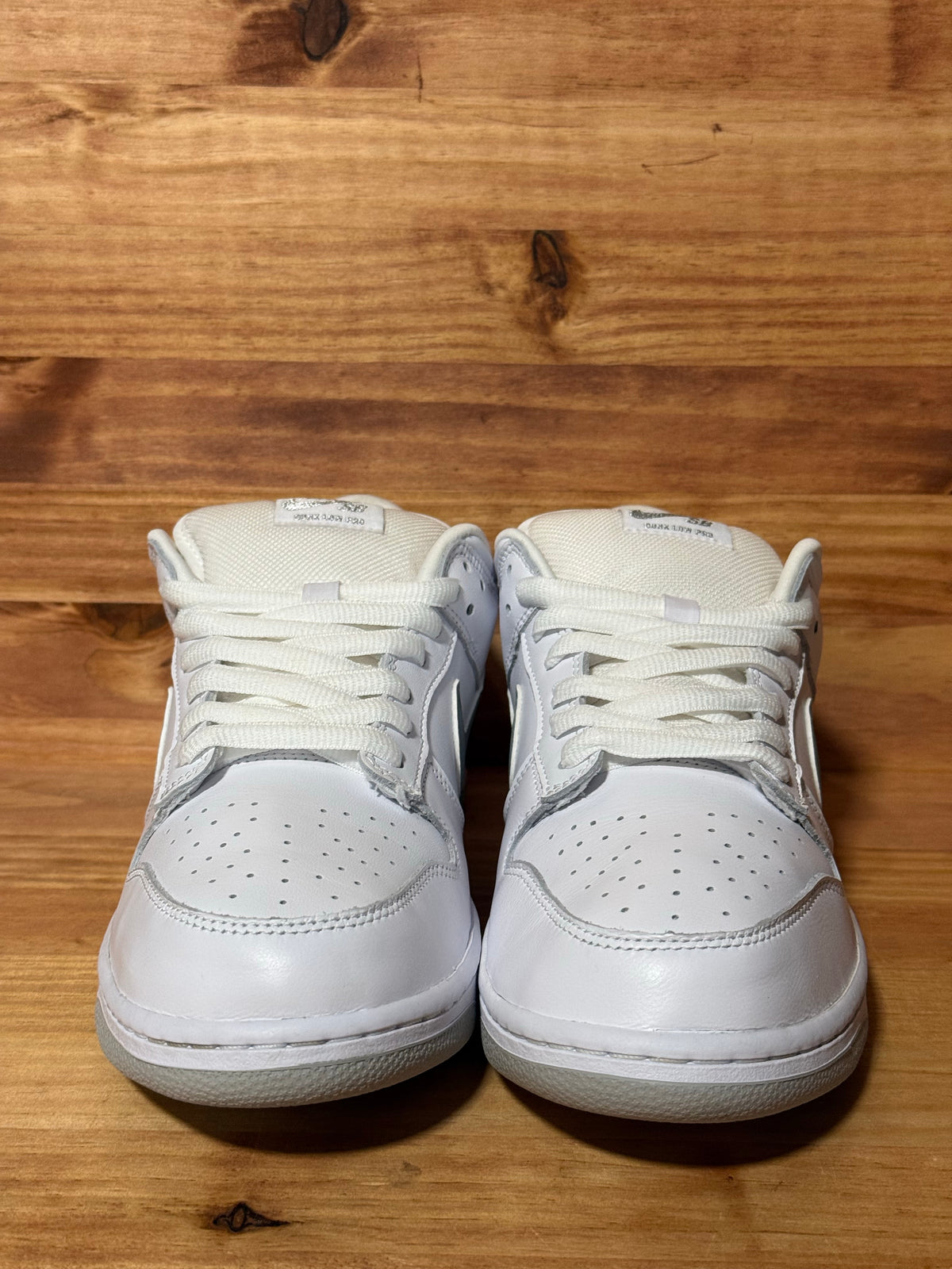 Nike SB Dunk Low Supreme 94 White Metallic Silver - Size 10