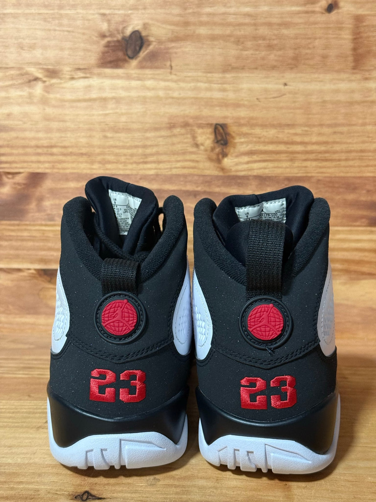 Jordan 9 Retro OG Space Jam (2026) - Size 9