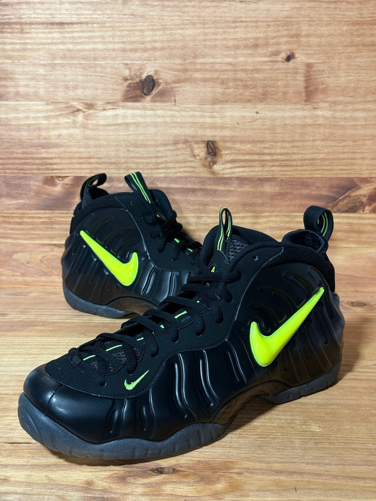 Nike Air Foamposite Pro Voltage (2026) - Size 13