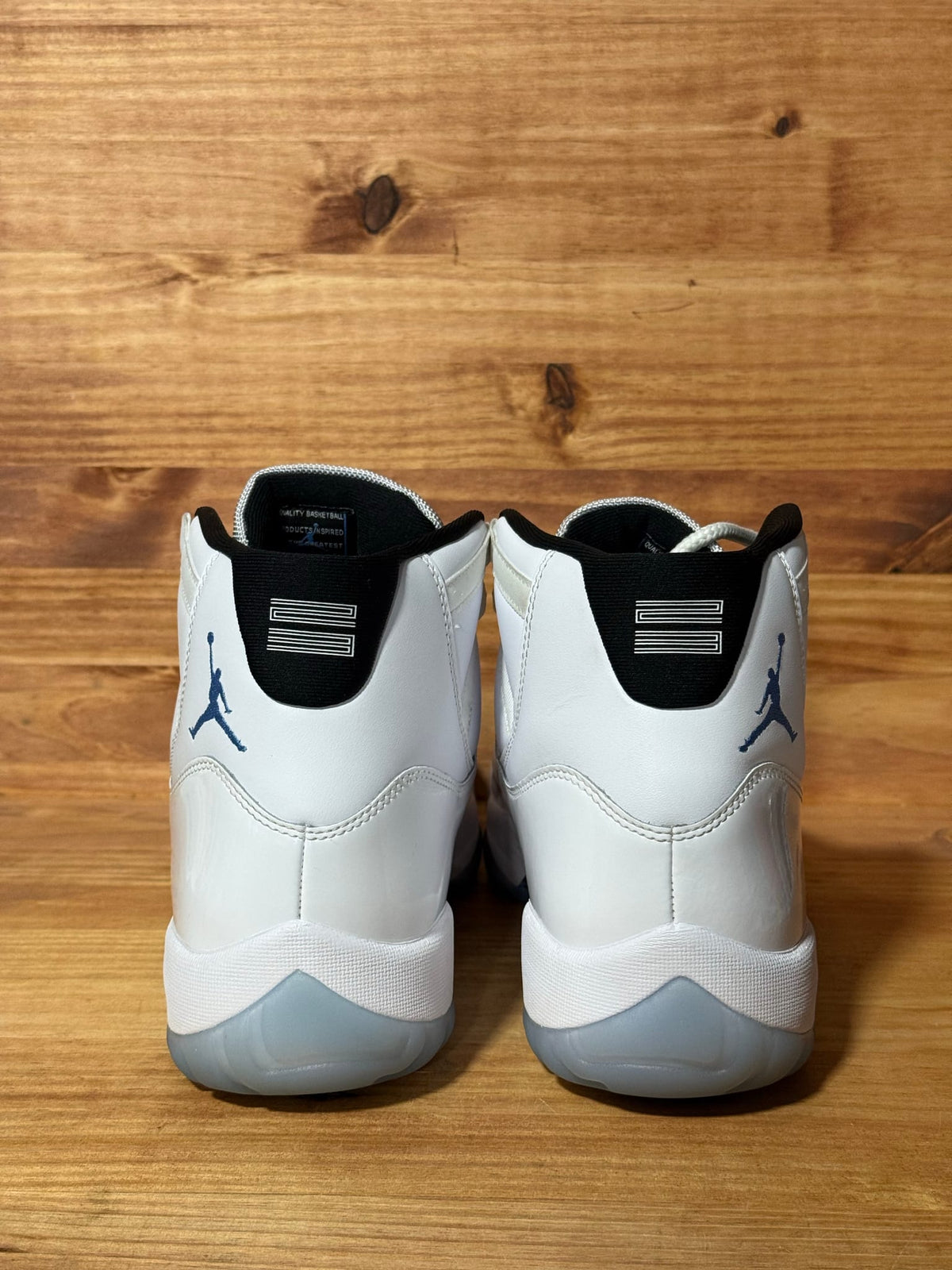 Jordan 11 Retro Legend Blue (2024) - Size 13