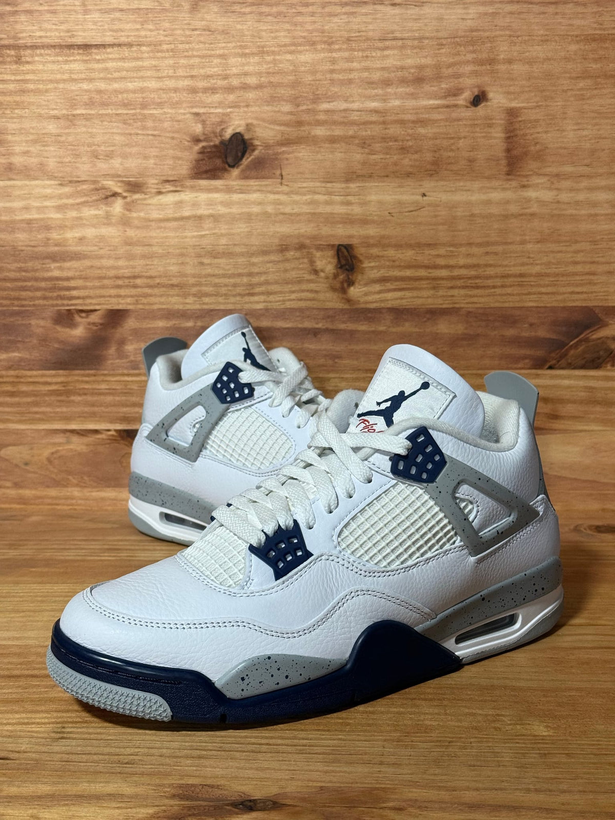 Jordan 4 Retro Midnight Navy - Size 9.5