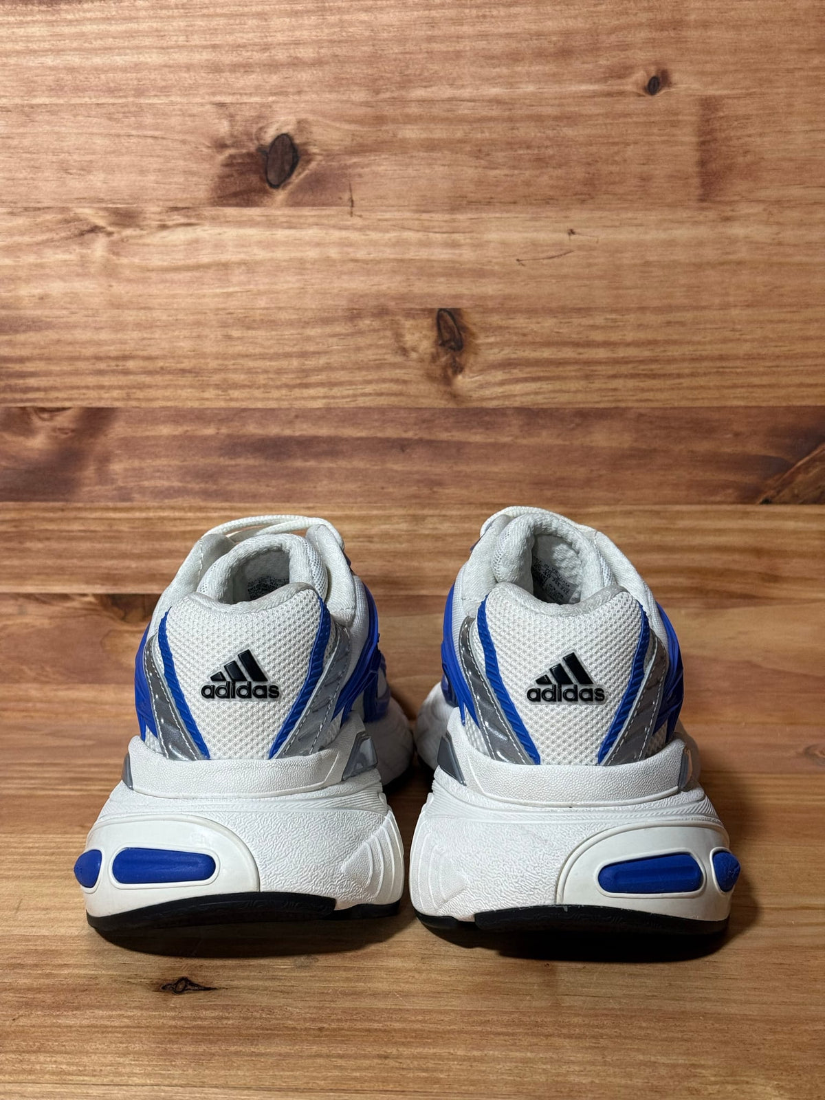 adidas Adistar XLG 2.0 White Hi-Res Blue (GS) - Size 7Y