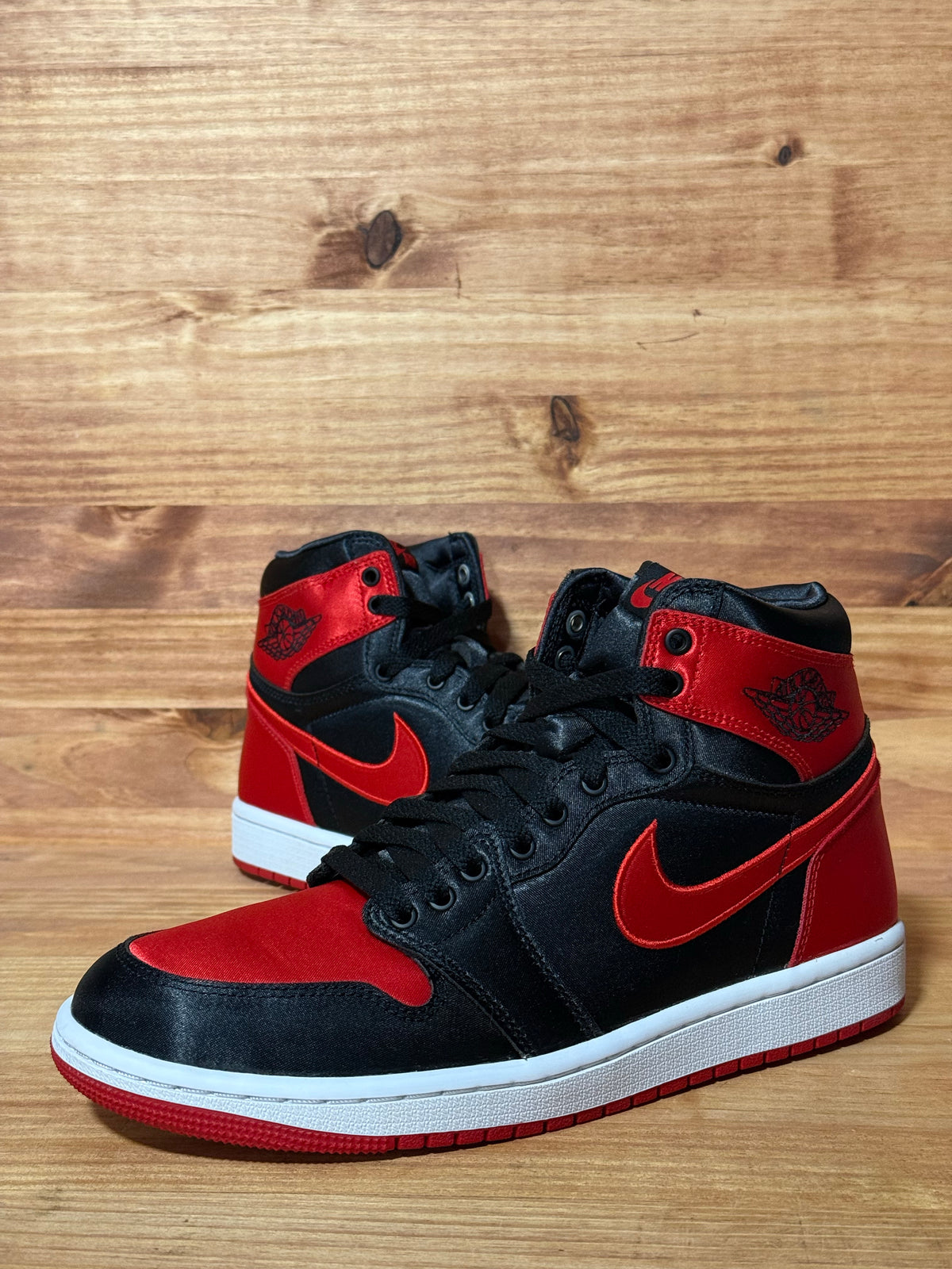 Jordan 1 Retro High OG Satin Bred (Women's)