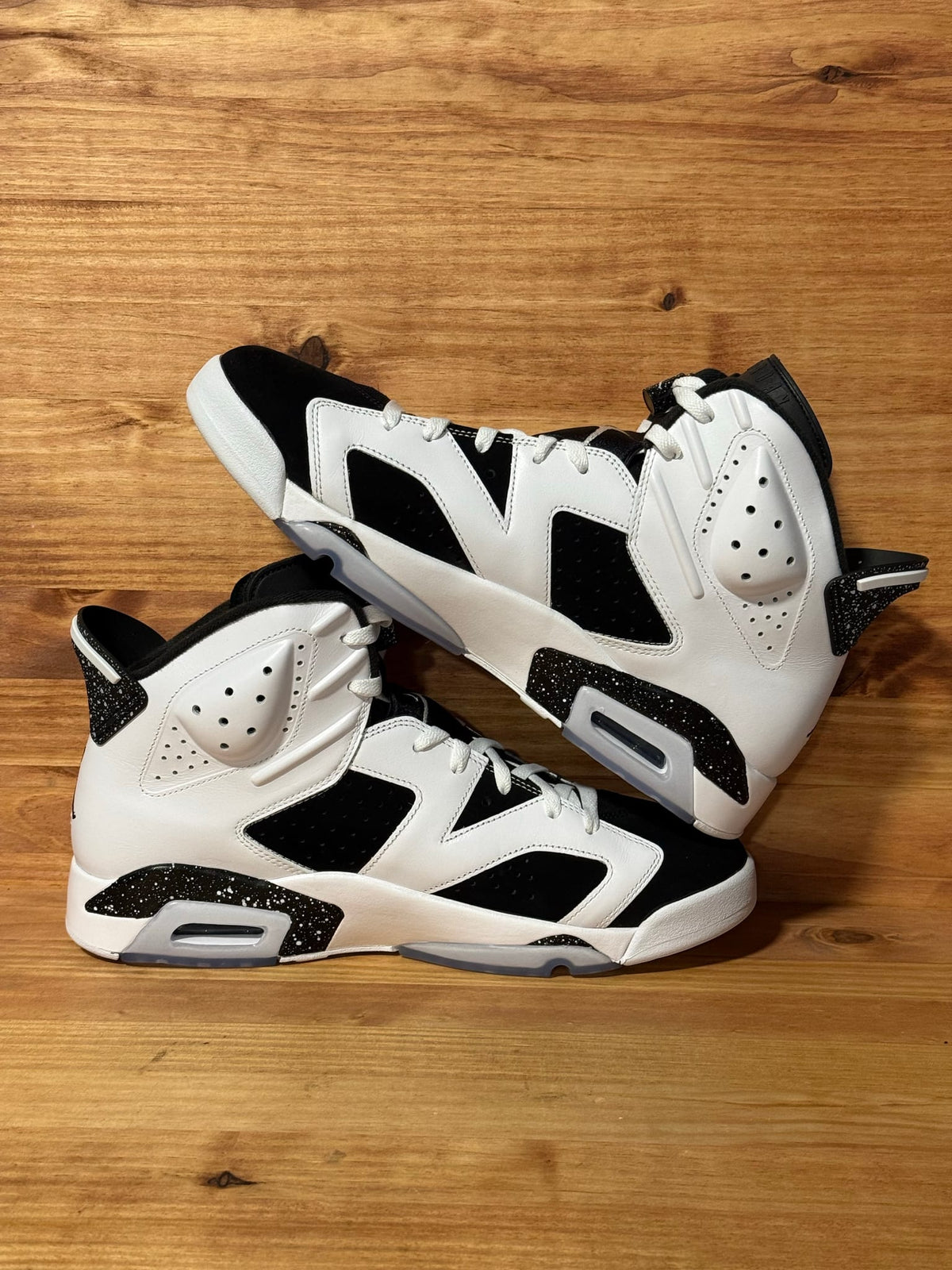 Jordan 6 Retro Oreo (2026) - Size 13
