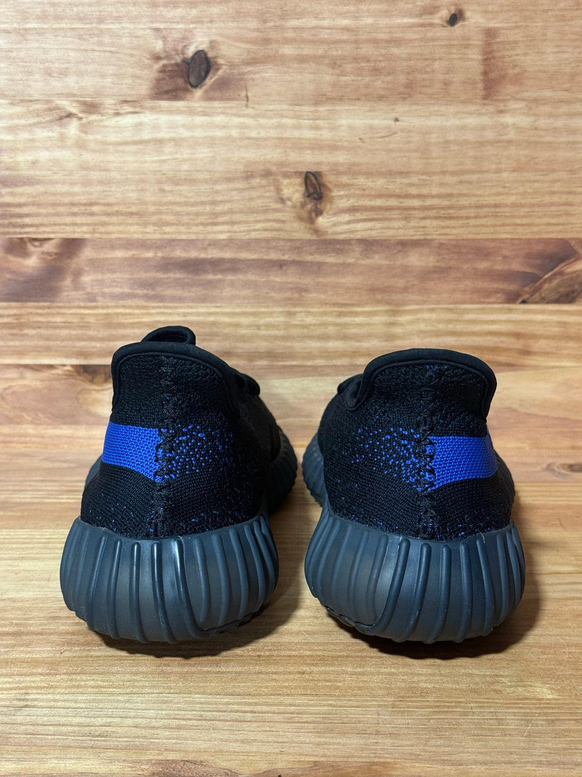 adidas Yeezy Boost 350 V2 Dazzling Blue - Size 14