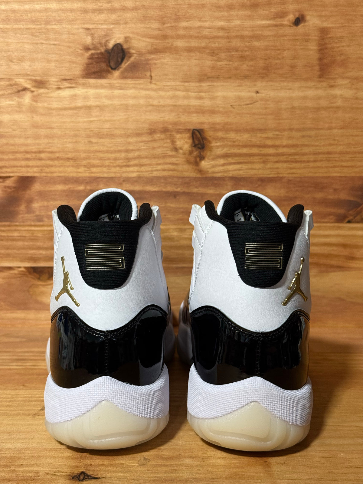 Jordan 11 Retro DMP Gratitude (2023) - Size 8.5