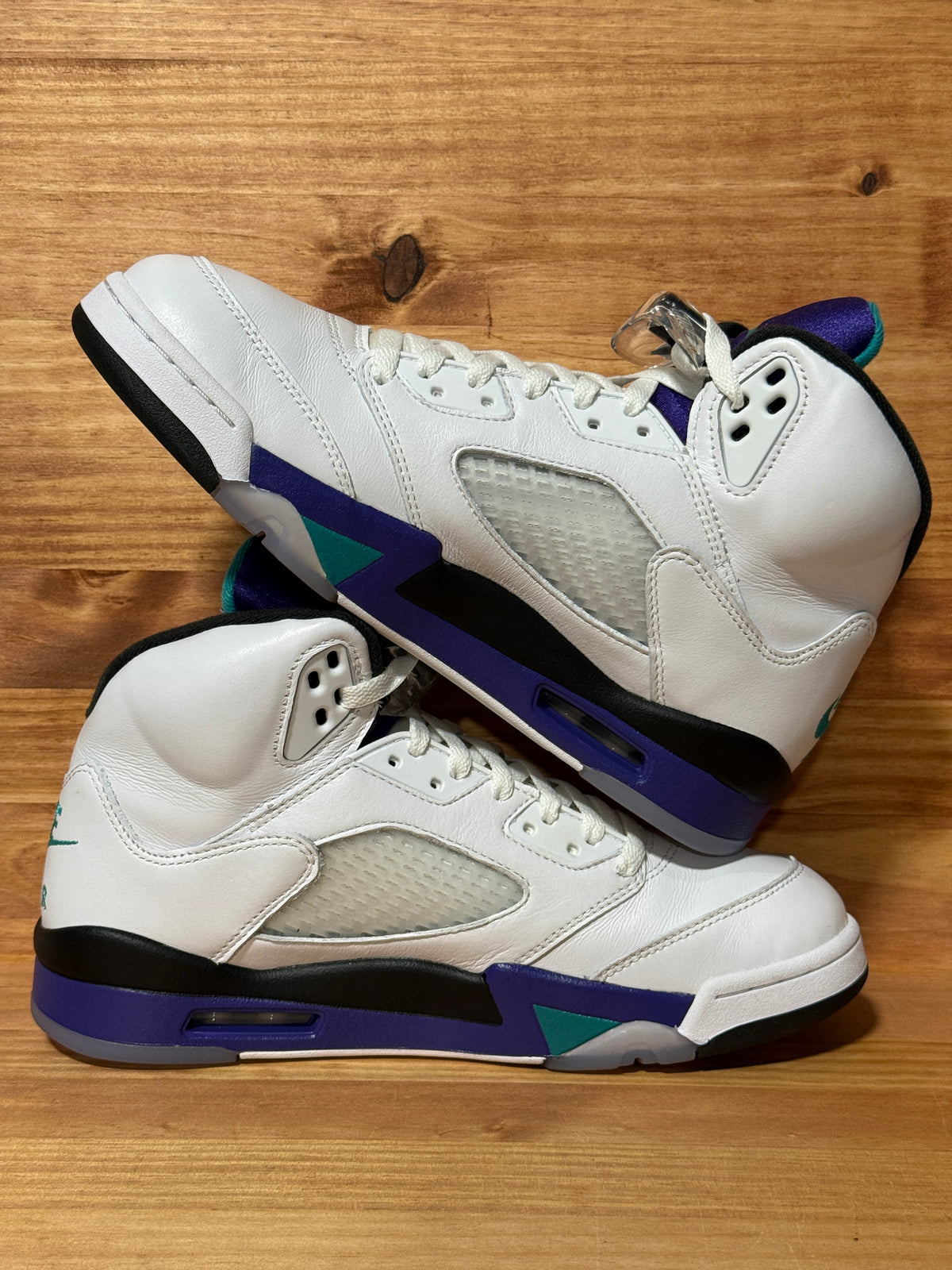 Jordan 5 Retro Grape (2025)