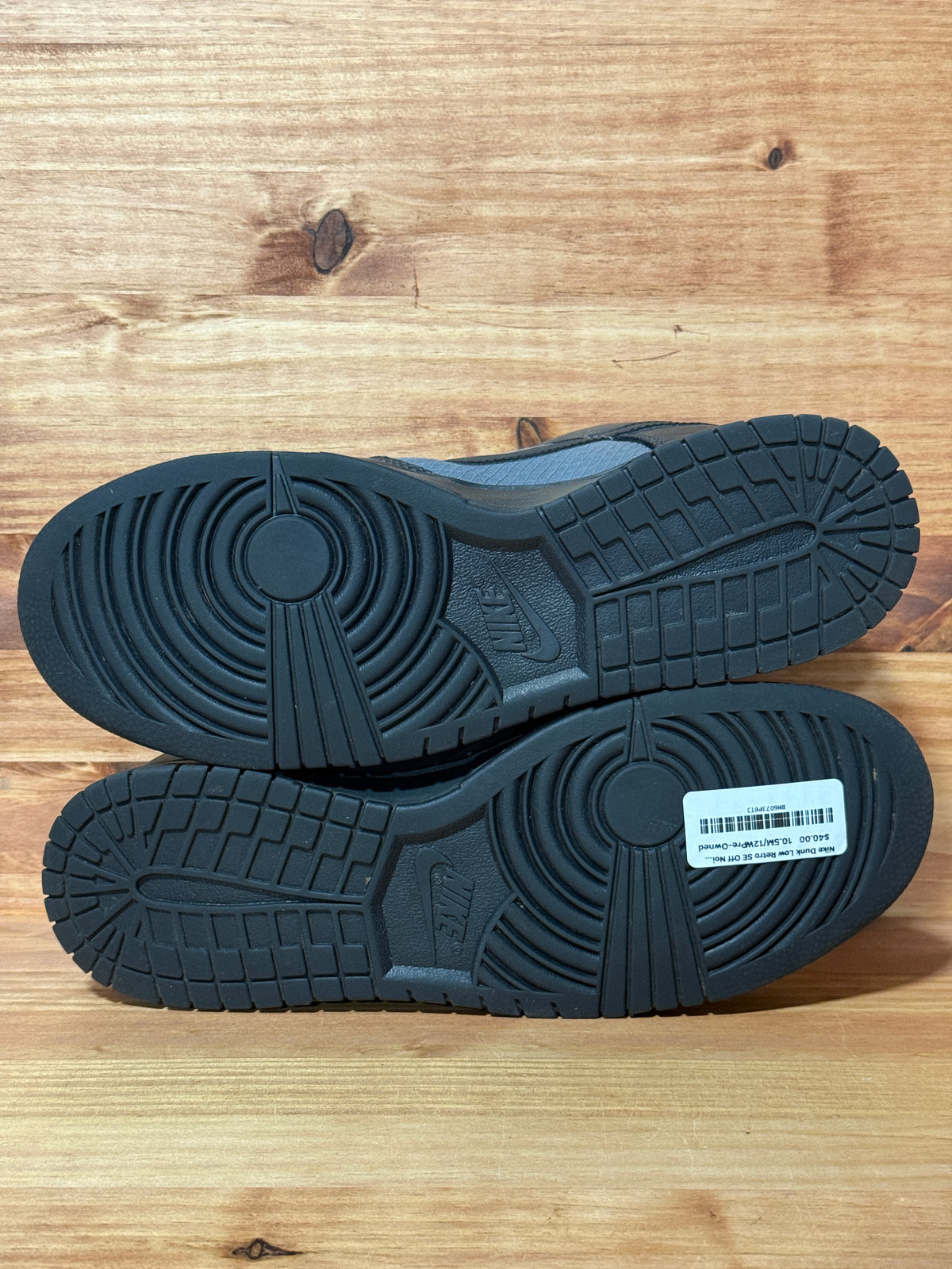 Nike Dunk Low Retro SE Off Noir Smoke Grey