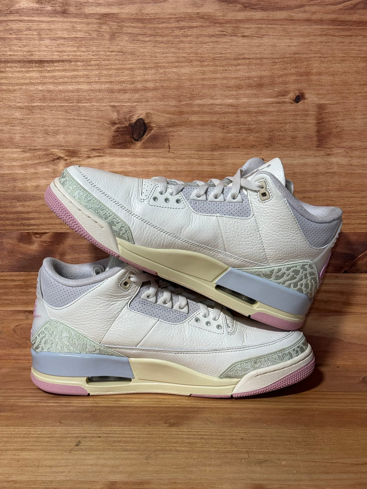 Jordan 3 Retro Spring Is In The Air - Size 10.5