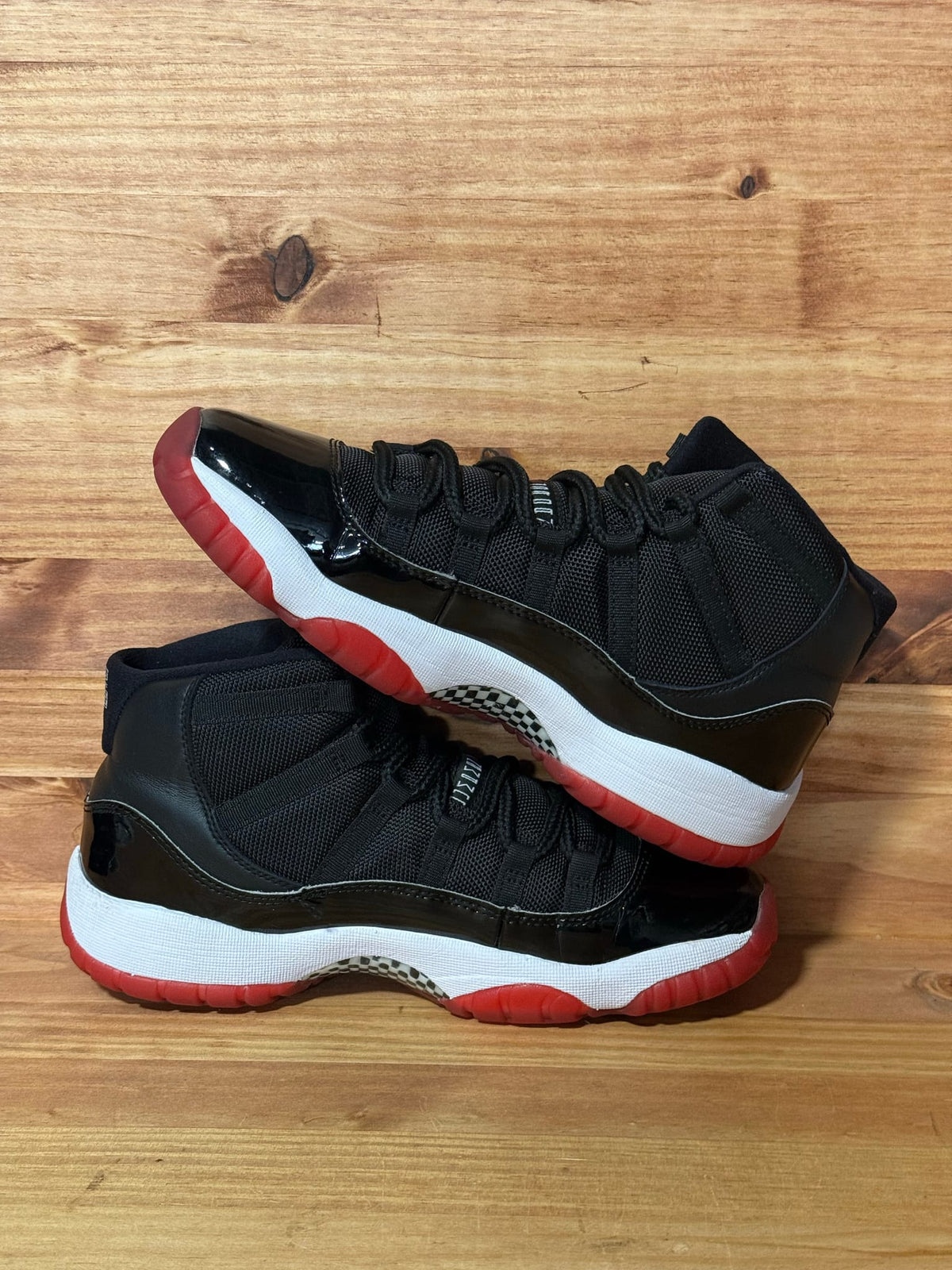 Jordan 11 Retro Playoffs Bred (2019) (GS) - Size 7Y