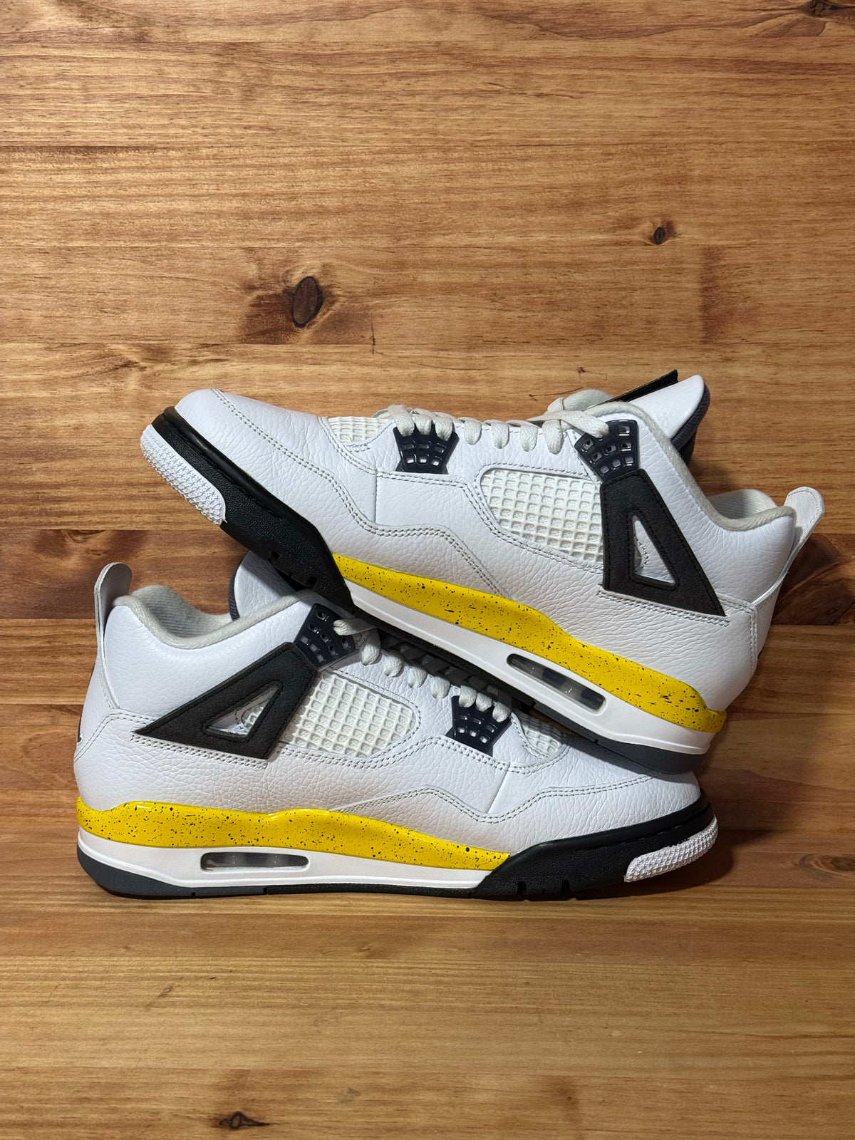 Jordan 4 Retro Rare Air Tour Yellow - Size 10.5