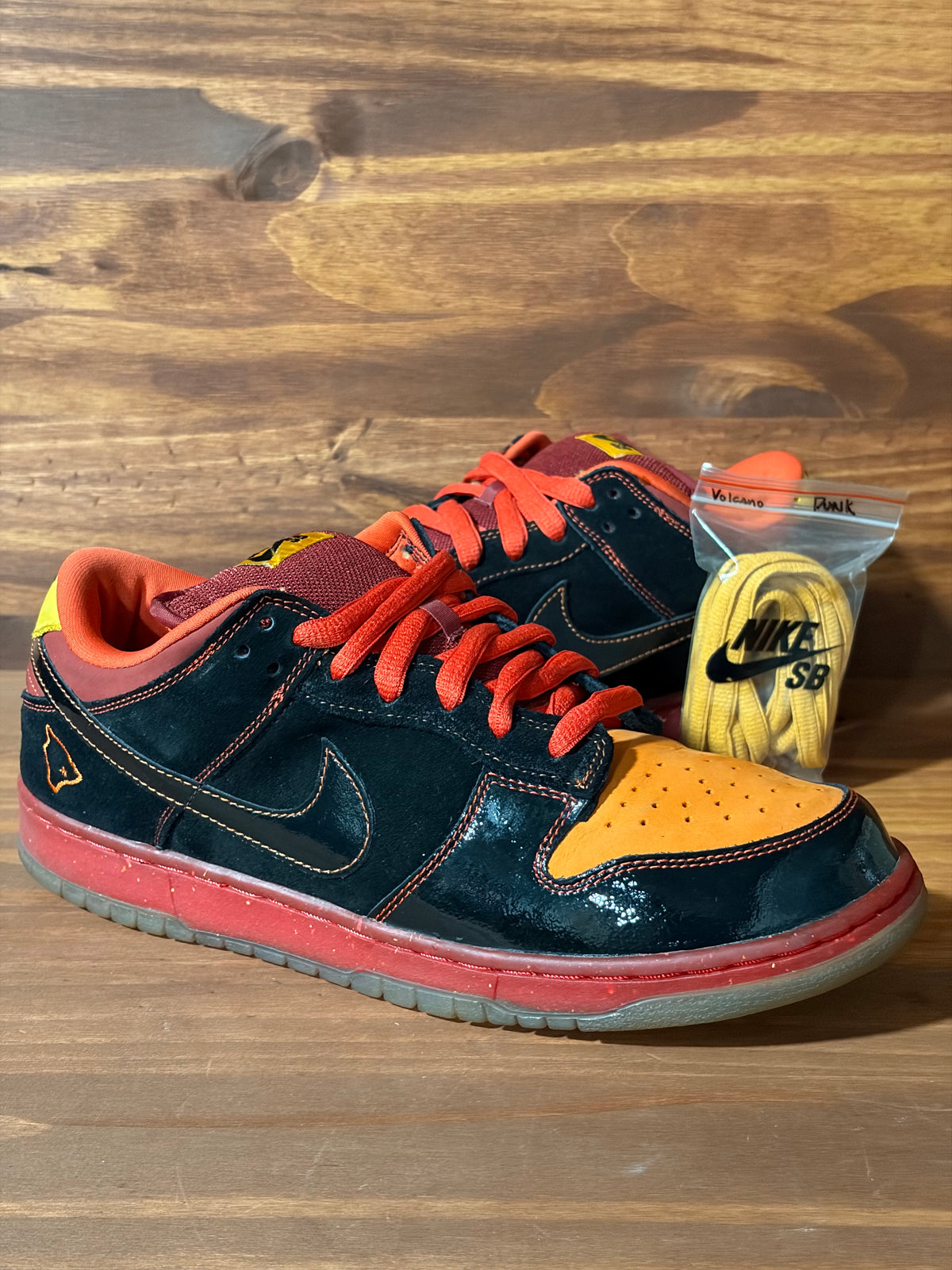 Nike SB Dunk Low Hawaii
