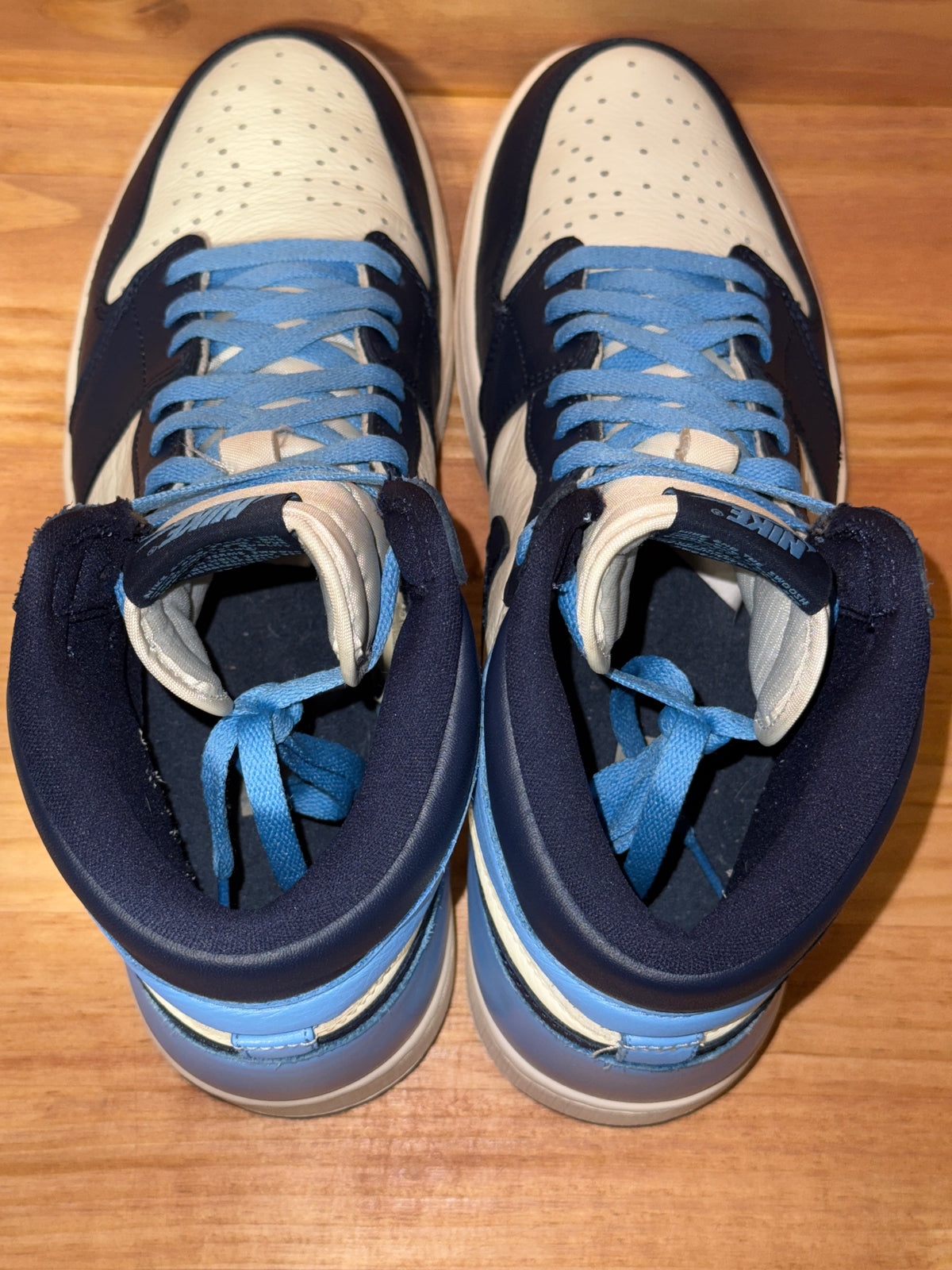 Jordan 1 Retro High Obsidian