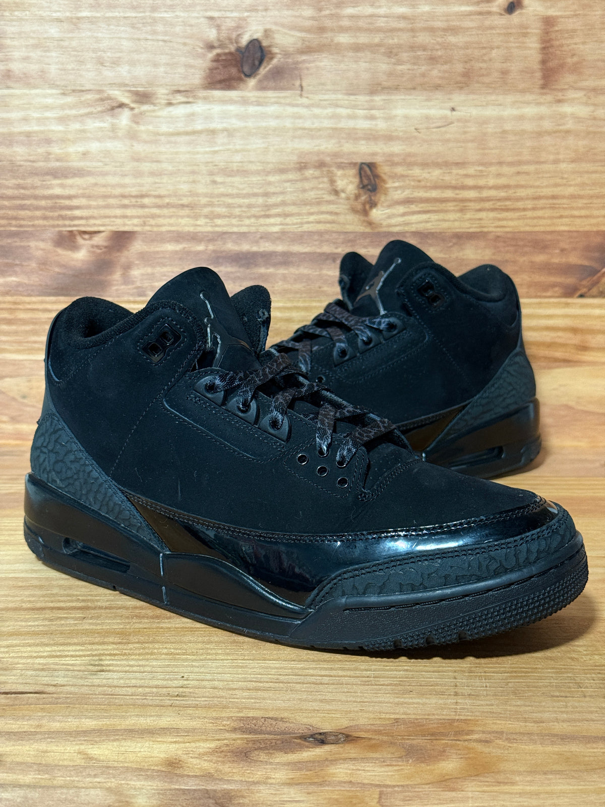 Jordan 3 Retro Black Cat (2025)