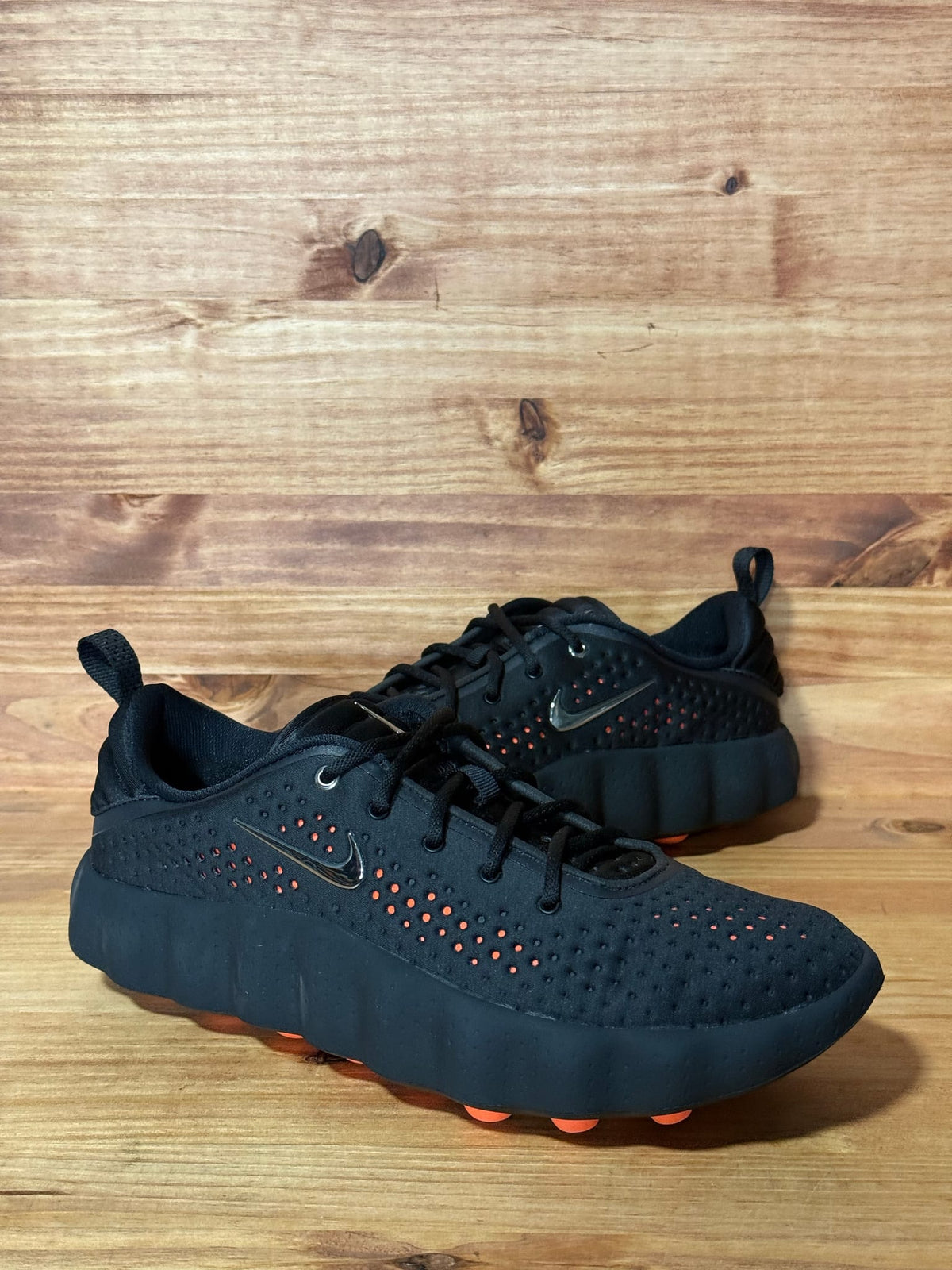Nike Mind 002 Black Hyper Crimson - Size 11