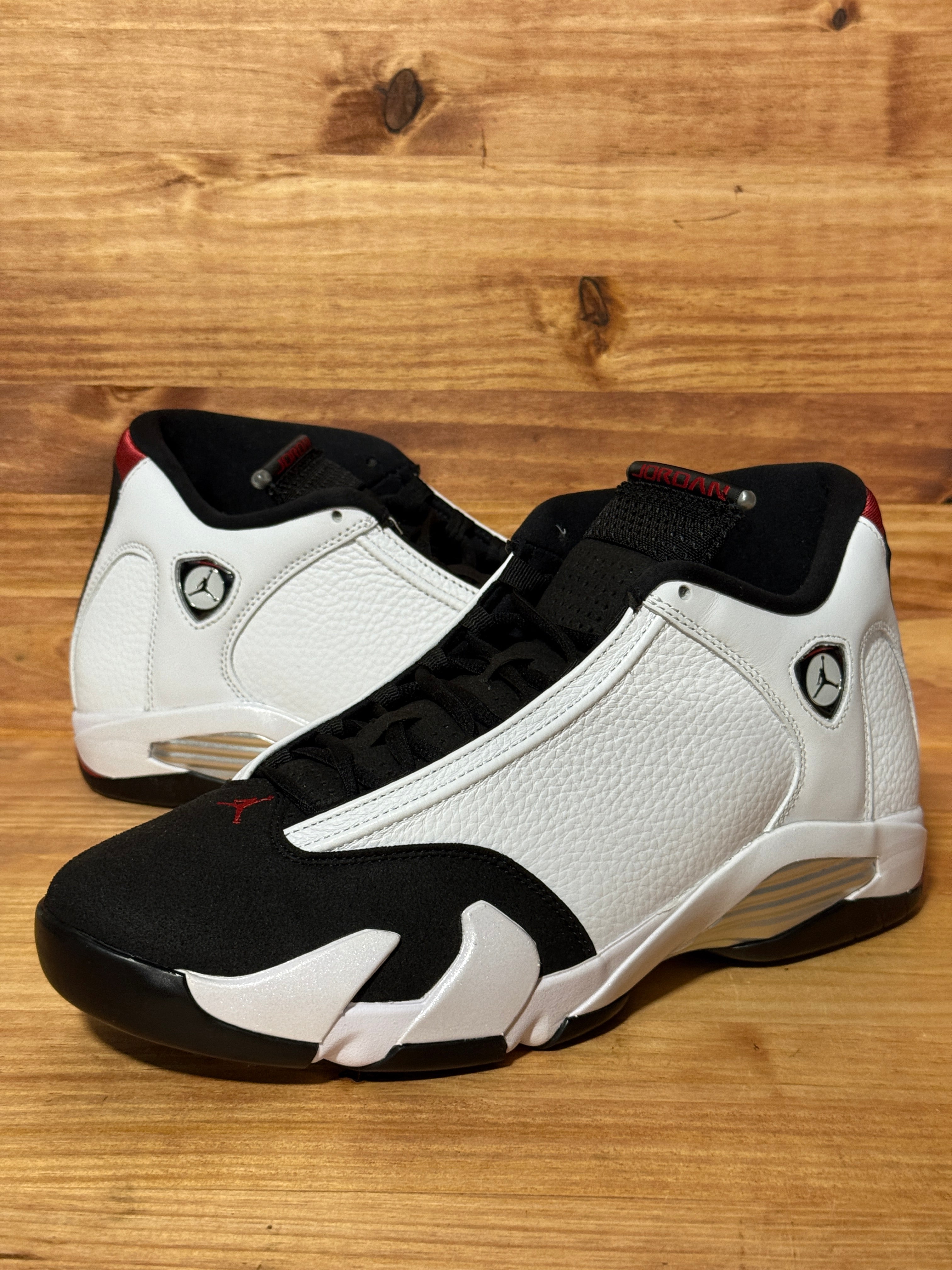 Jordan 14 Retro Black Toe (2024)