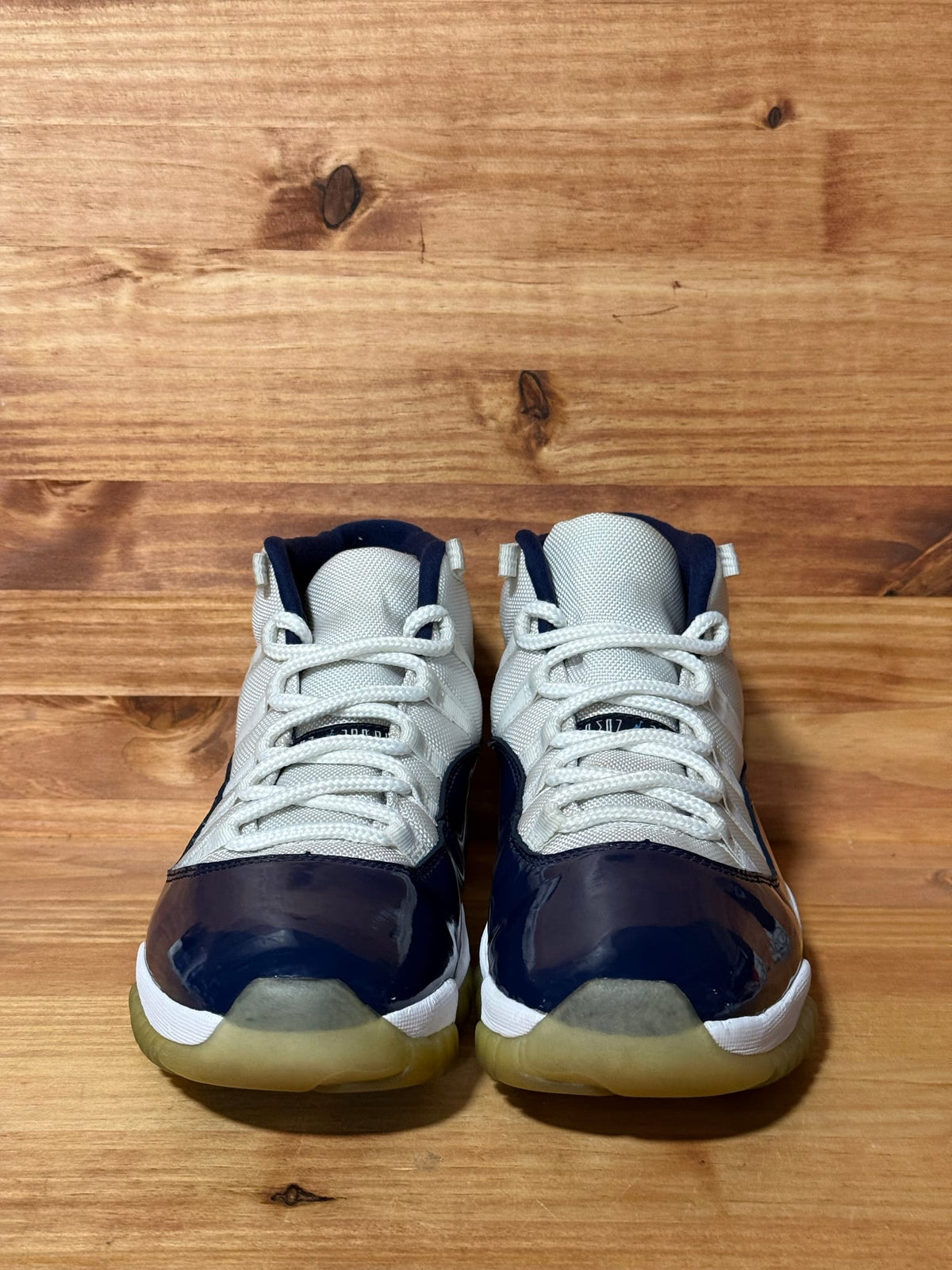 Jordan 11 Retro UNC Win Like 82 - Size 9