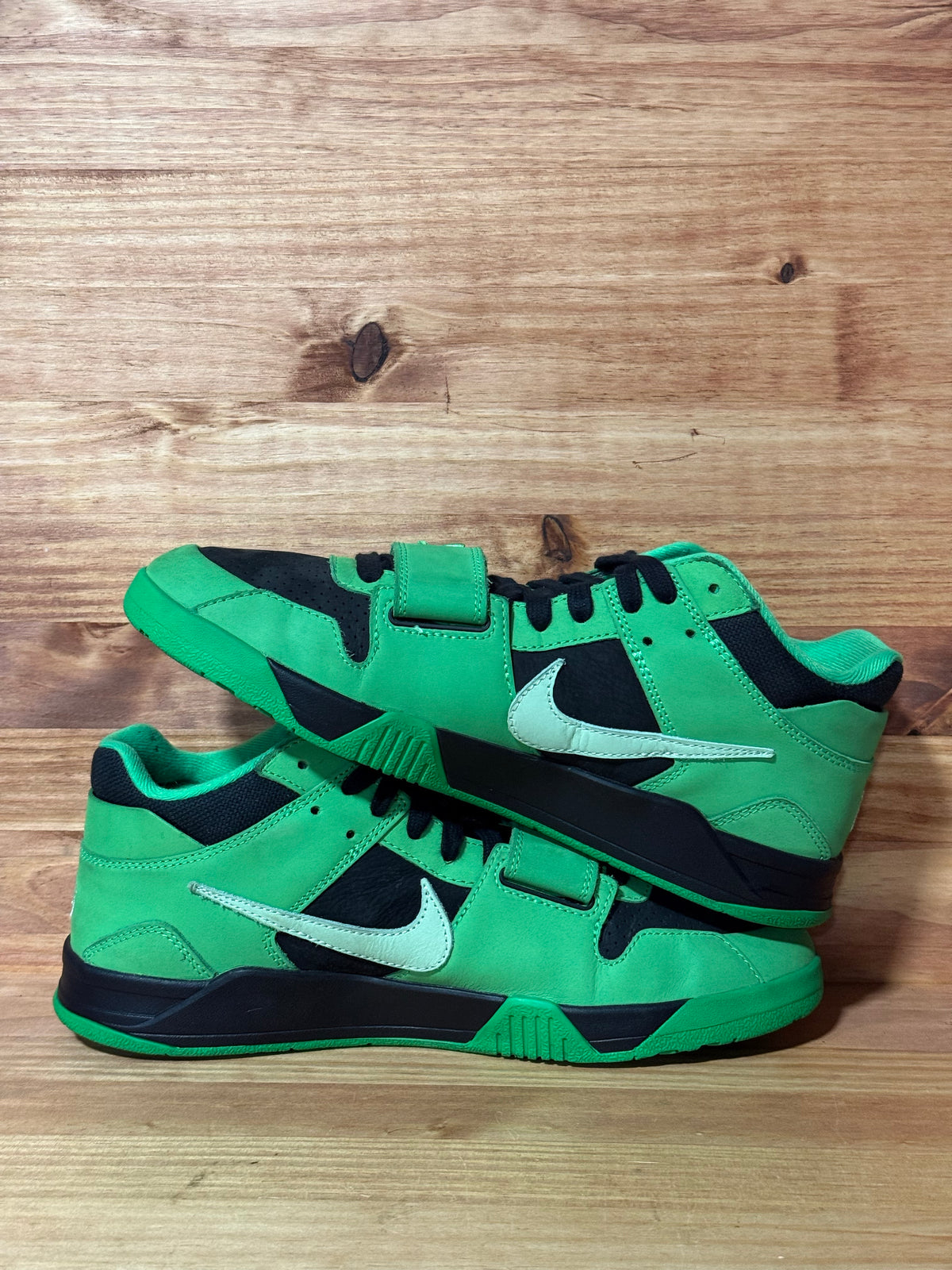 Jordan CJ1 T-Rexx Travis Scott Green Spark - Size 10.5