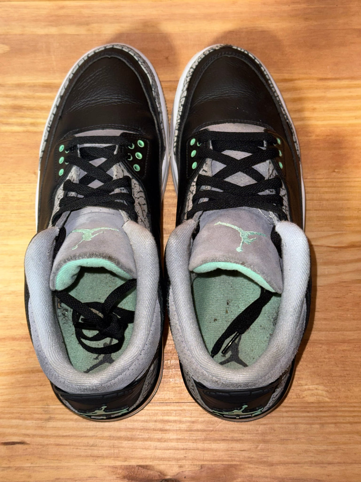Jordan 3 Retro Green Glow - Size 11