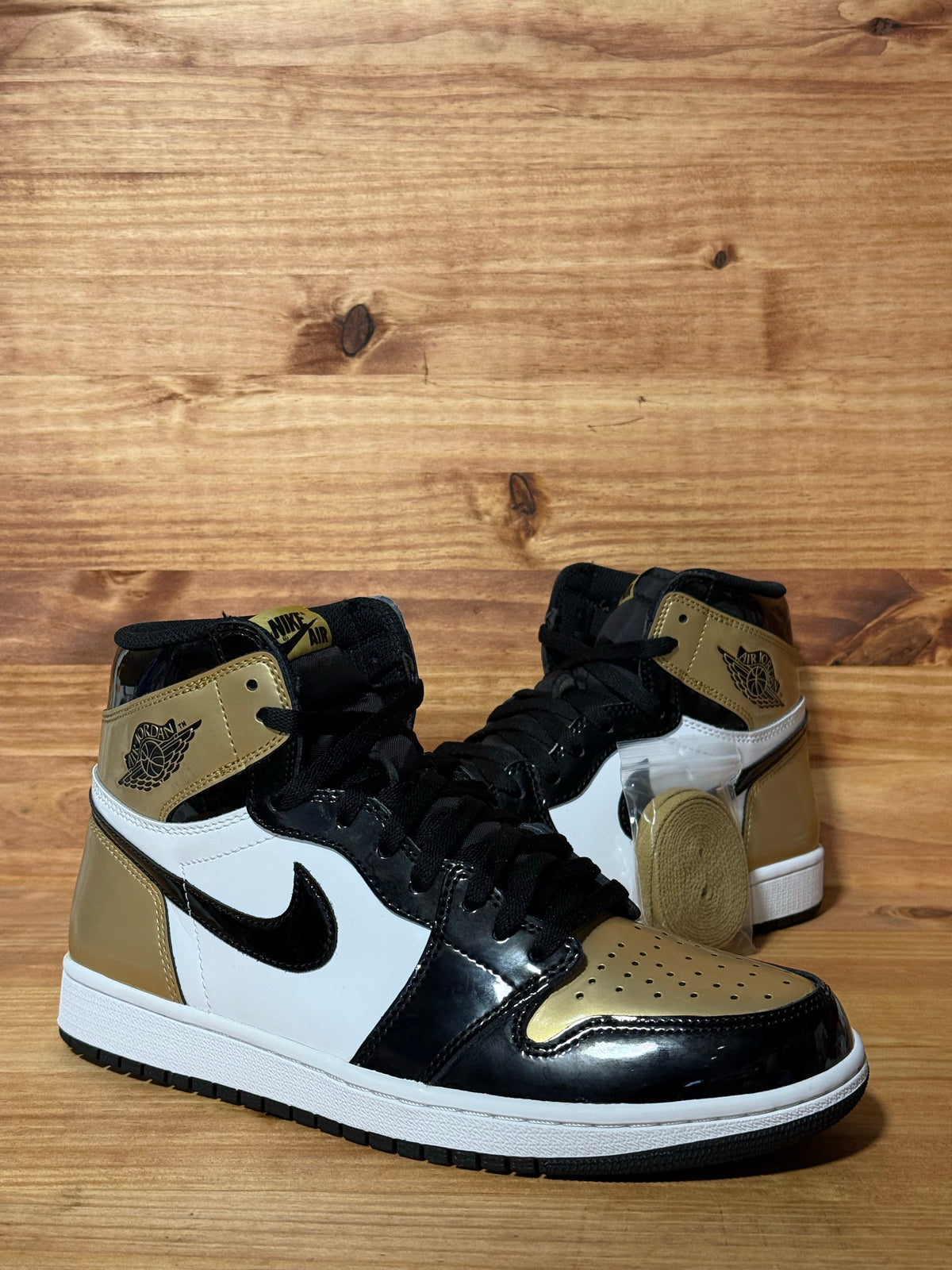 Jordan 1 Retro High NRG Patent Gold Toe