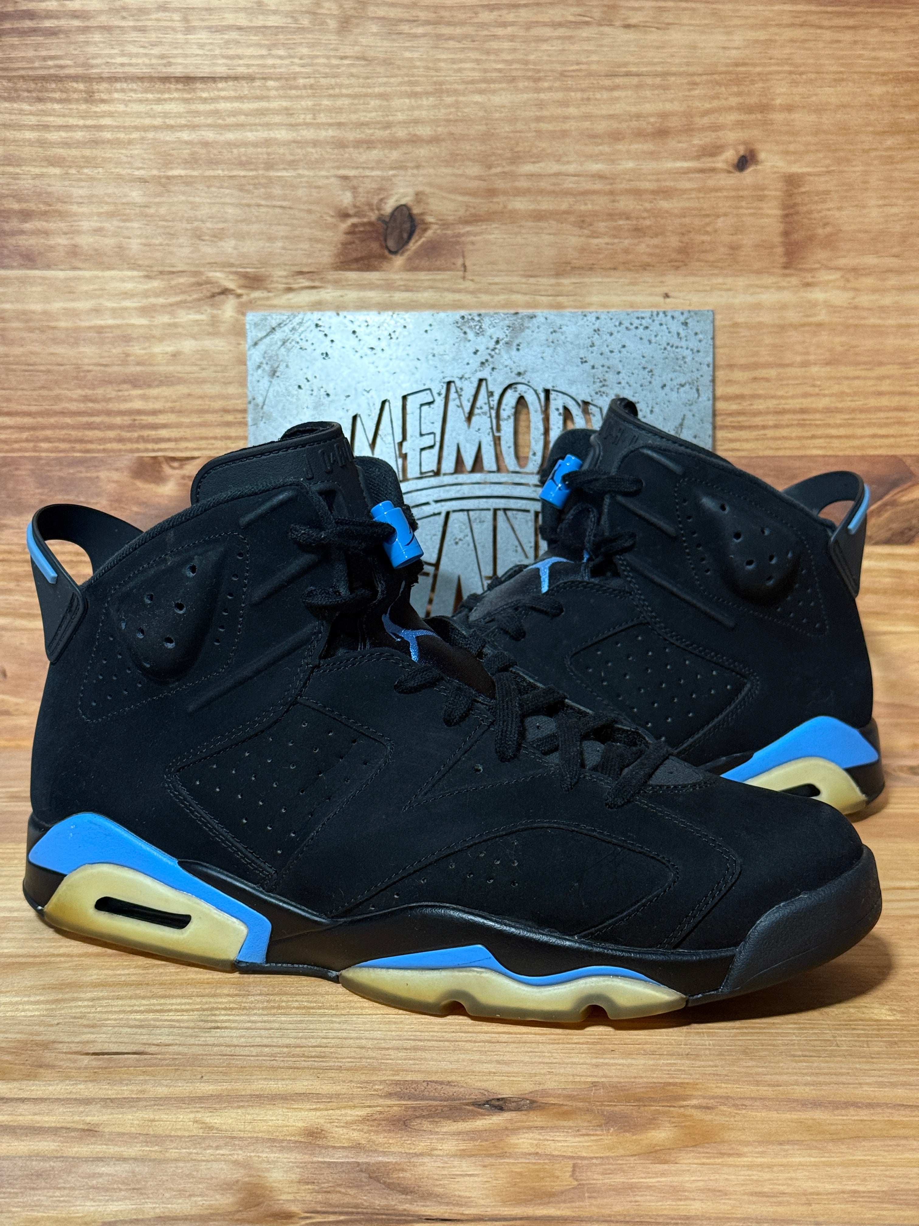 Jordan 6 Retro UNC