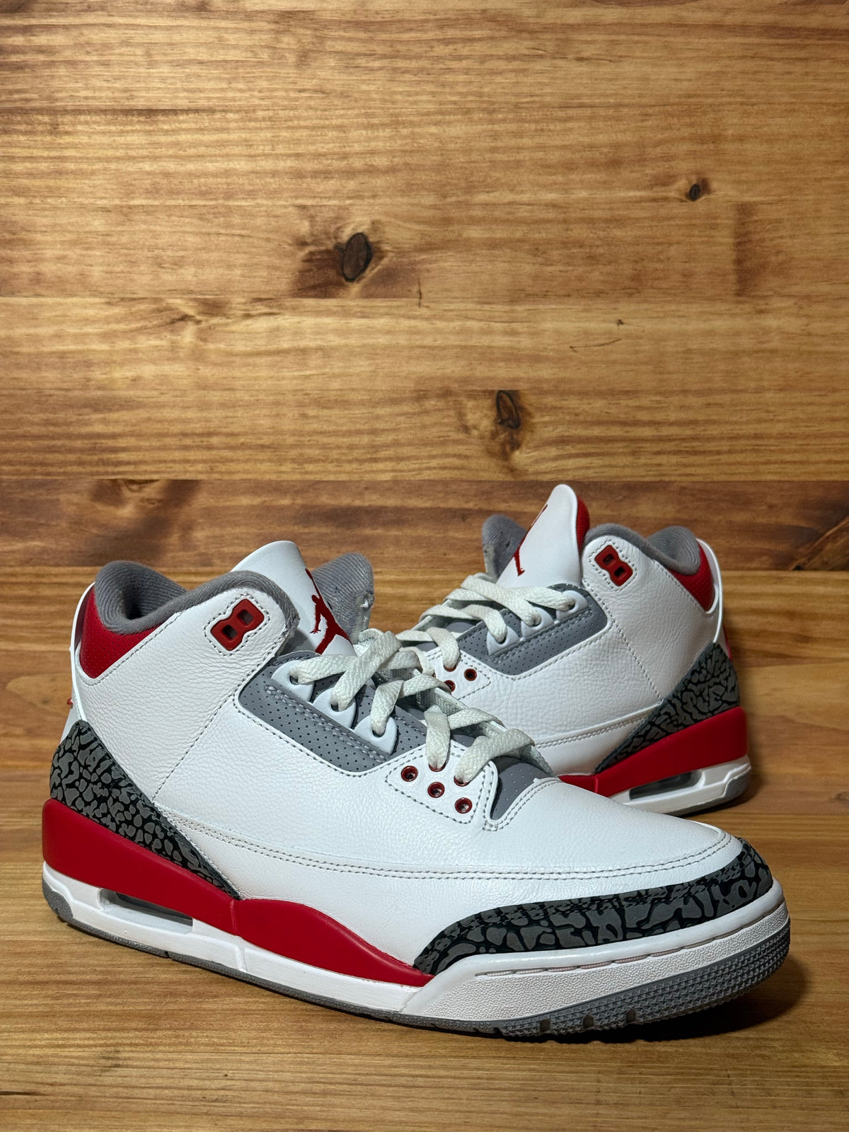 Jordan 3 Retro Fire Red (2022)
