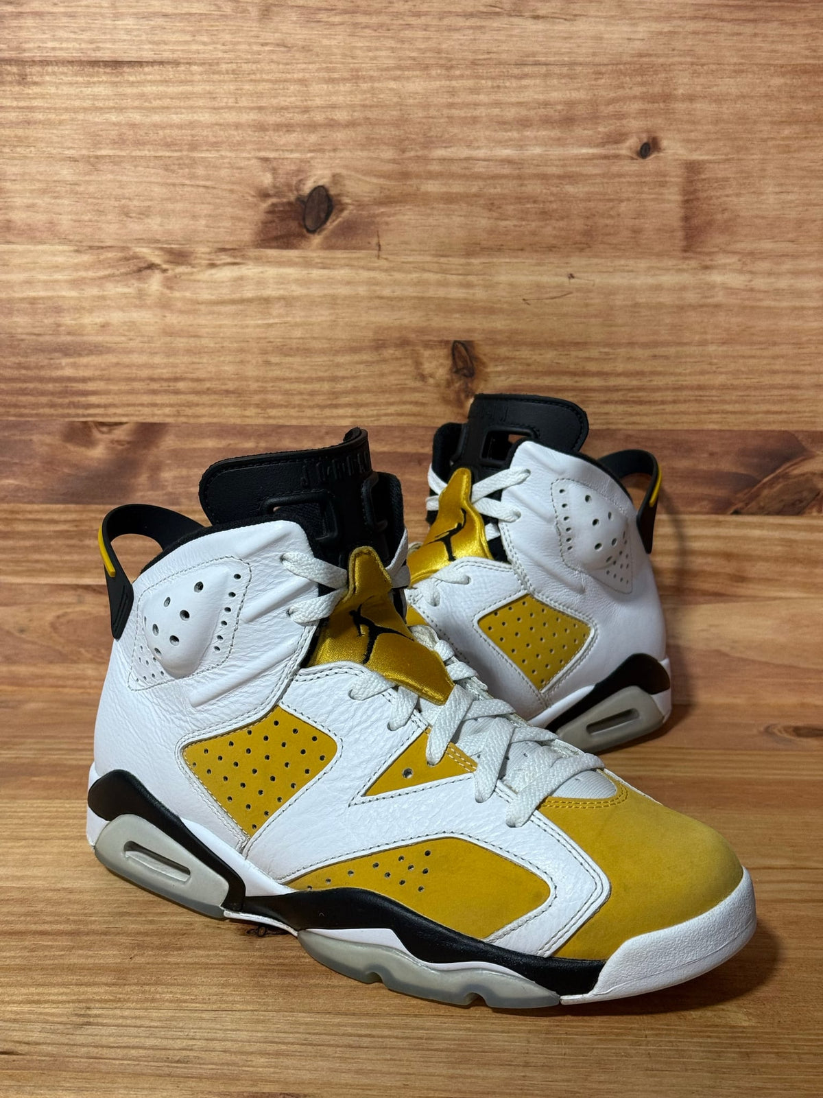 Jordan 6 Retro Yellow Ochre - Size 8.5