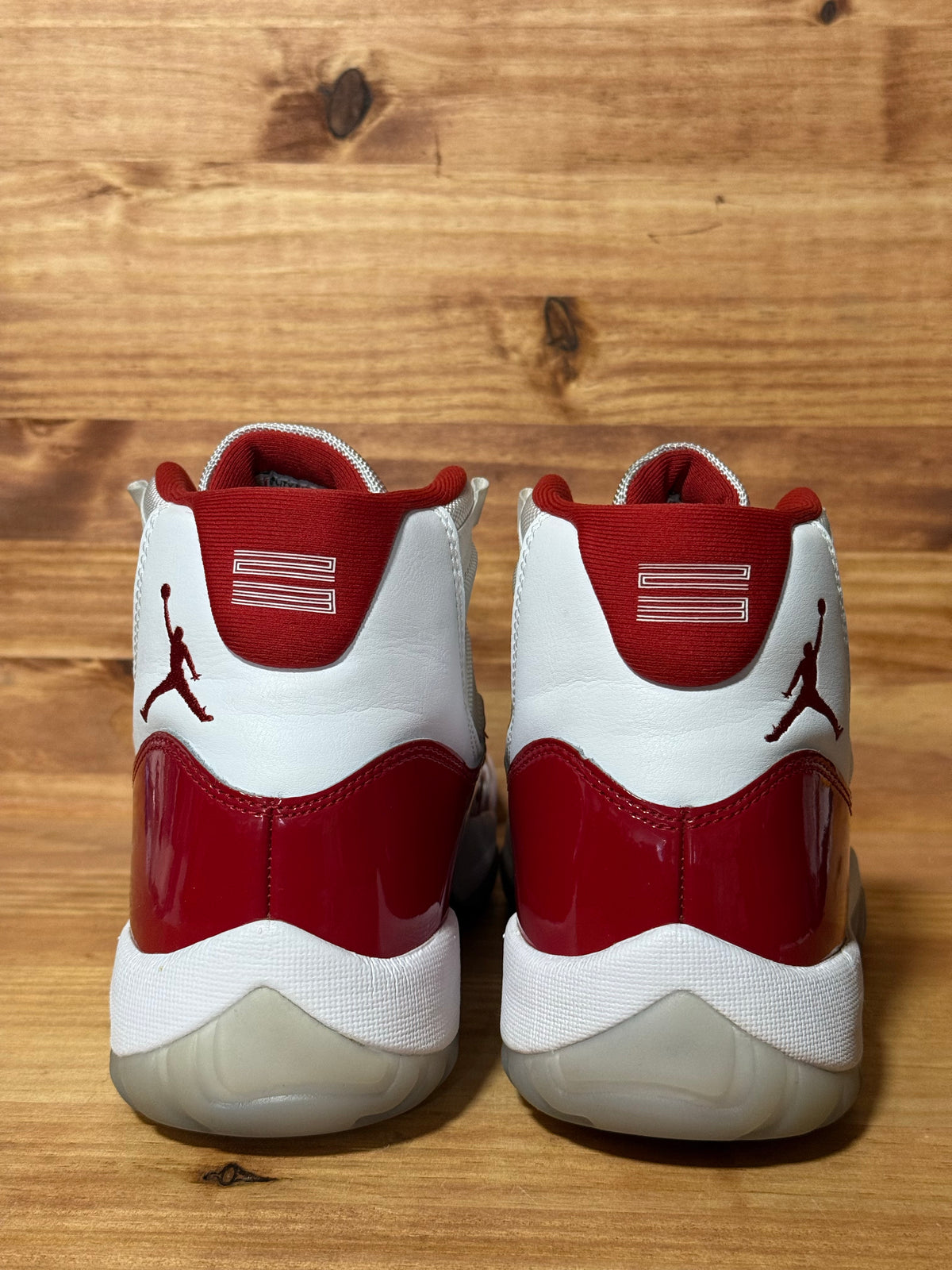 Jordan 11 Retro Cherry (2022)
