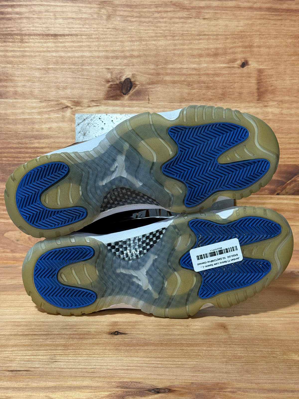 Jordan 11 Retro Low Space Jam
