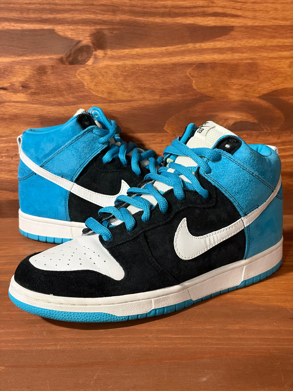 Nike SB Dunk High Send Help