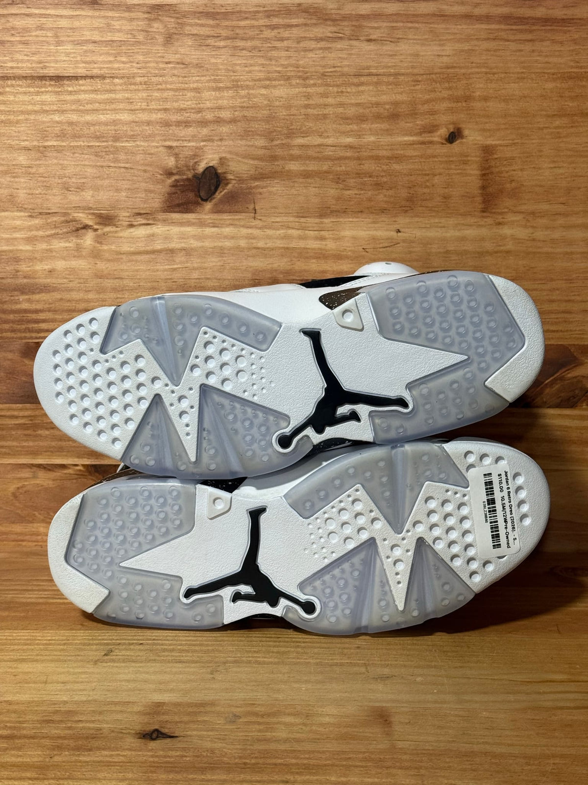 Jordan 6 Retro Oreo (2026). - Size 10.5