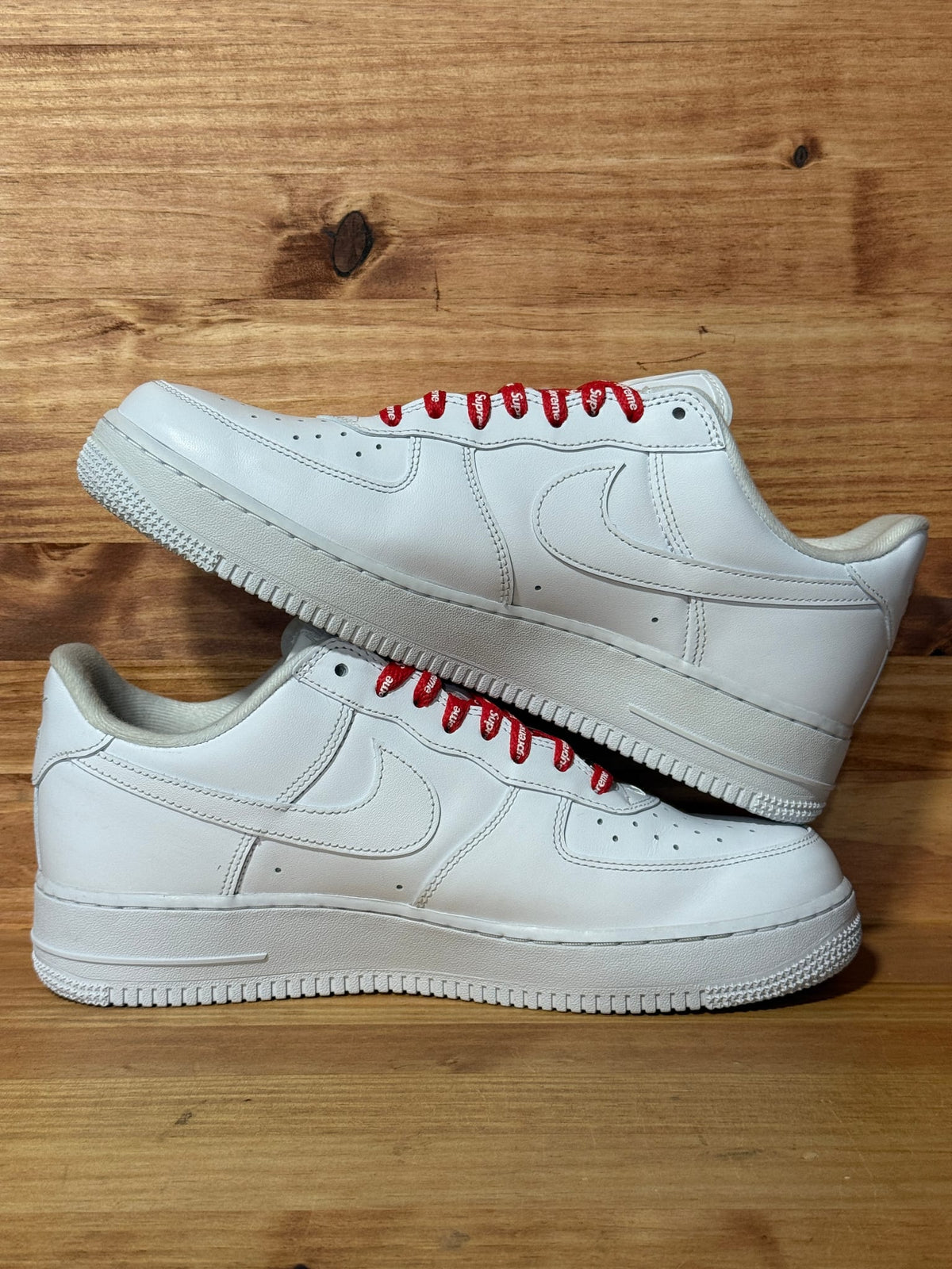 Nike Air Force 1 Low Supreme White - Size 10