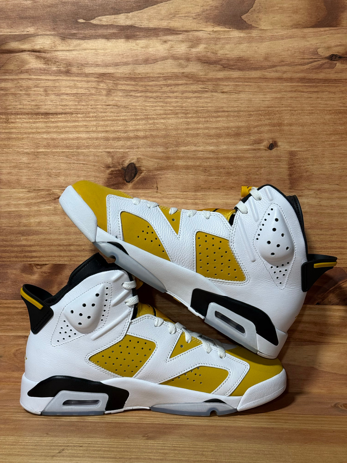 Jordan 6 Retro Yellow Ochre