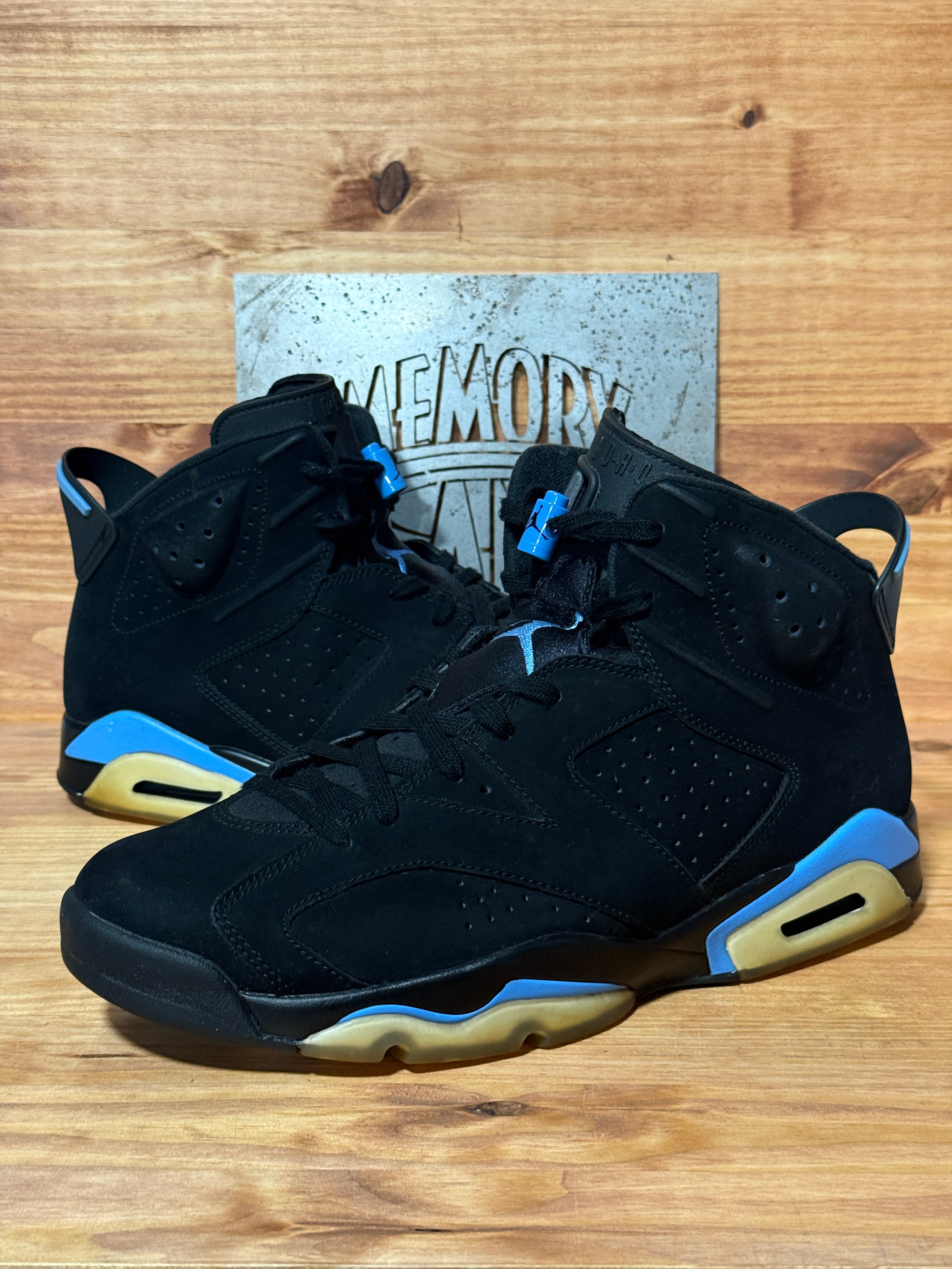 Jordan 6 Retro UNC