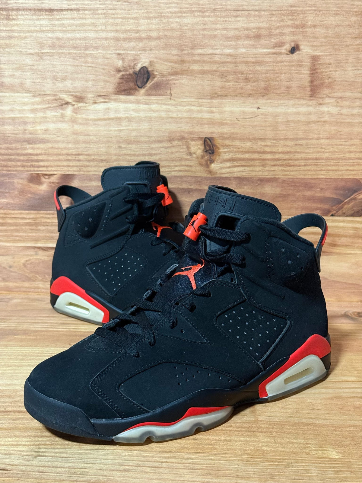 Jordan 6 Retro Black Infrared (2019) - Size 9.5