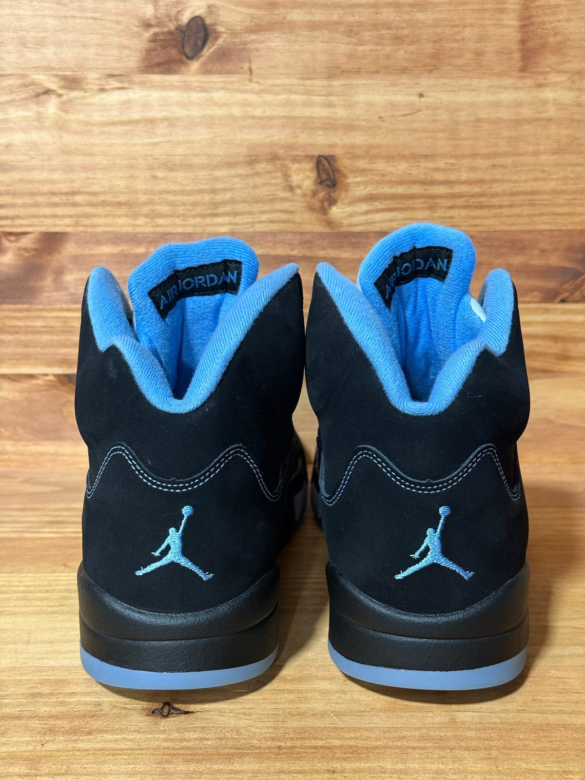 Jordan 5 Retro Black University Blue (2026) - Size 11