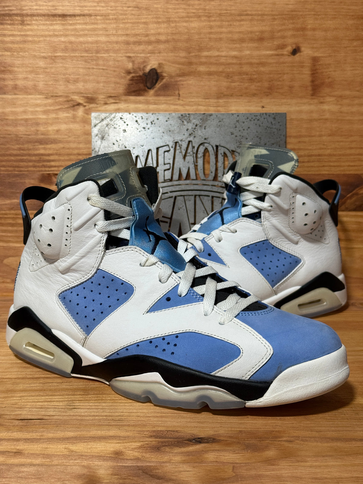 Jordan 6 Retro UNC White