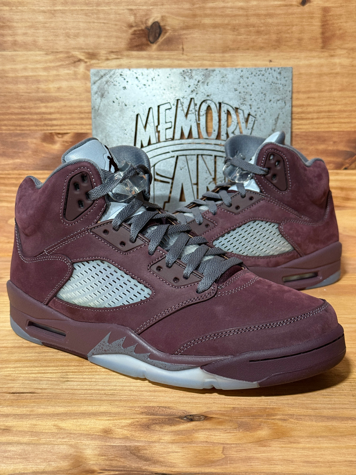 Jordan 5 Retro Burgundy (2023)