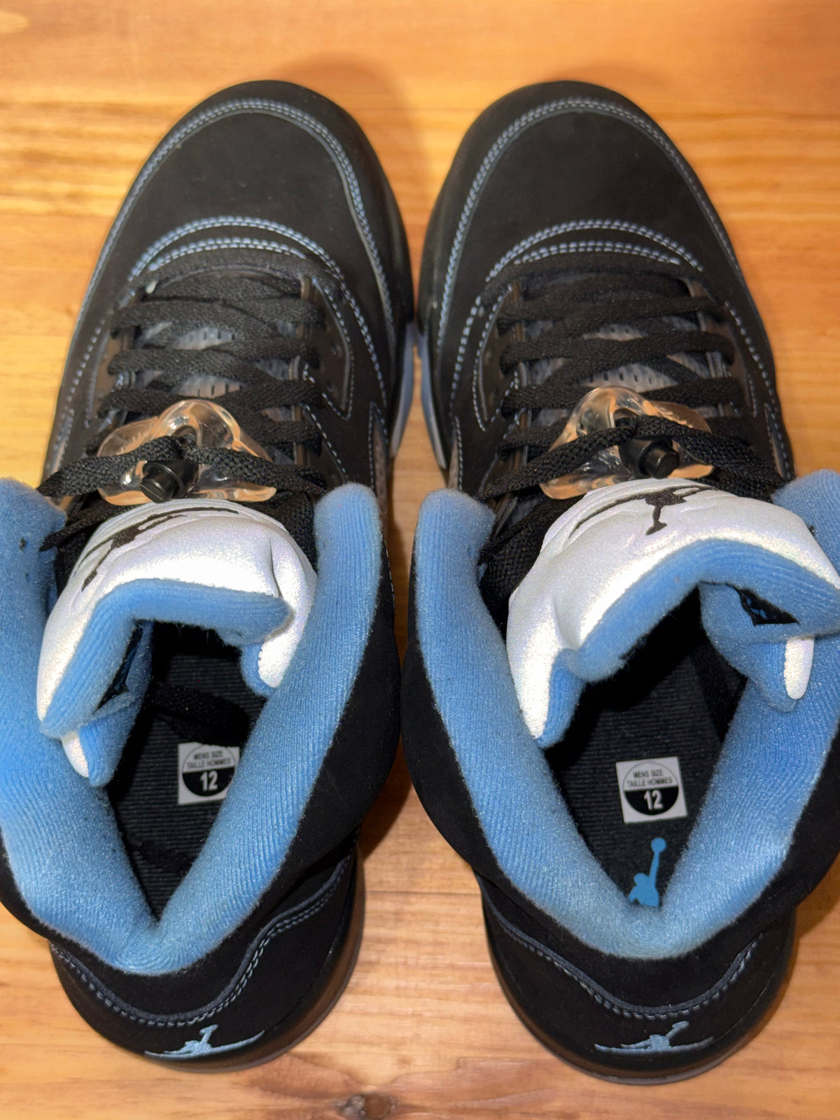 Jordan 5 Retro Black University Blue (2026)