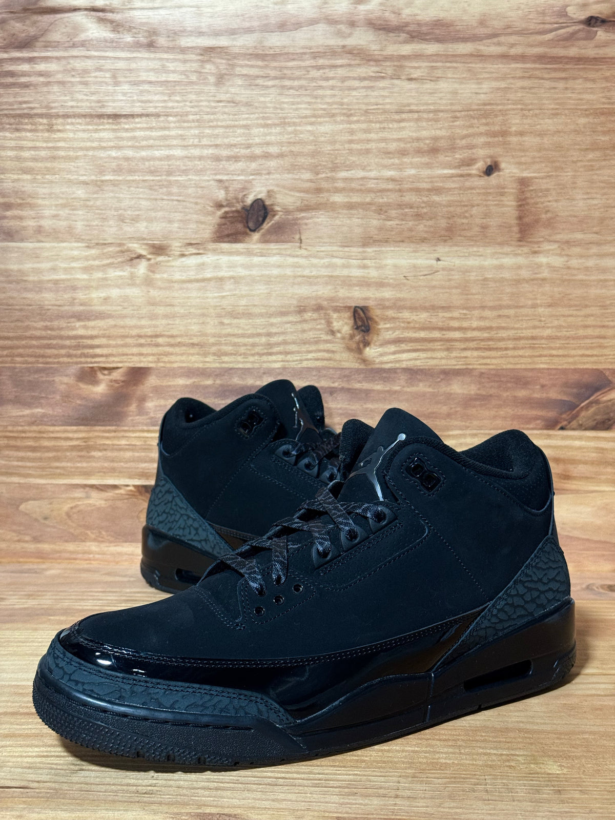 Jordan 3 Retro Black Cat (2025)