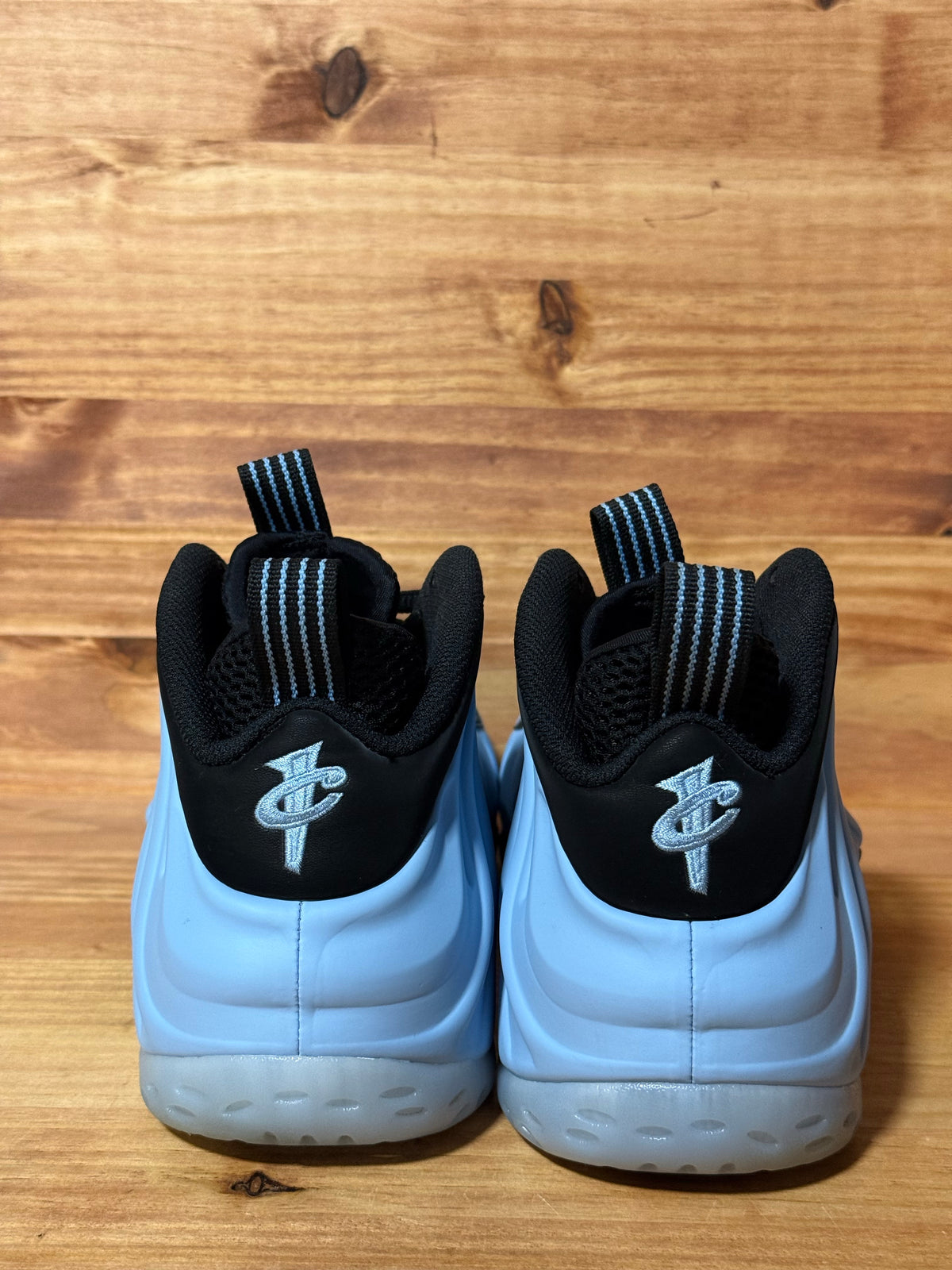 Nike Air Foamposite One Psychic Blue - Size 10.5