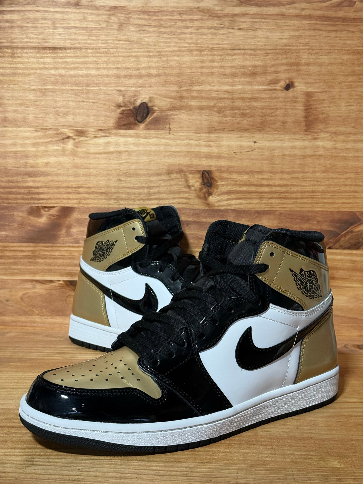 Jordan 1 Retro High NRG Patent Gold Toe