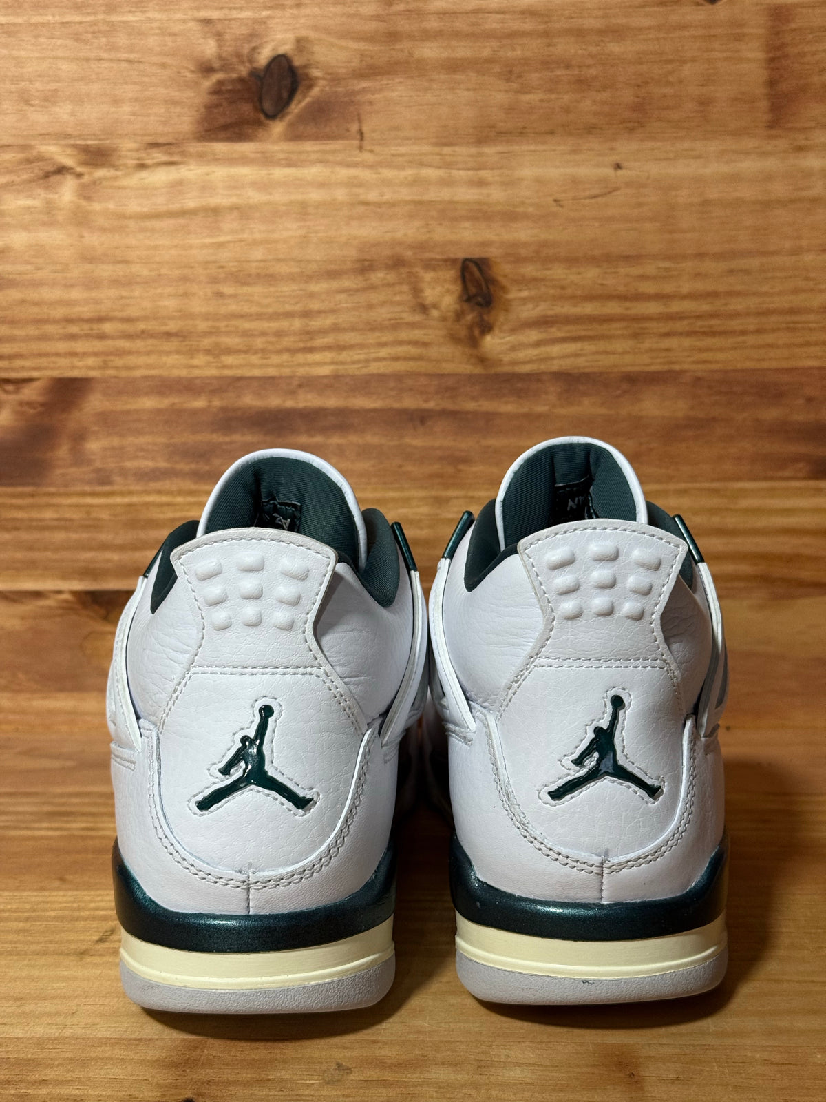 Jordan 4 Retro Oxidized Green (GS) - Size 7Y