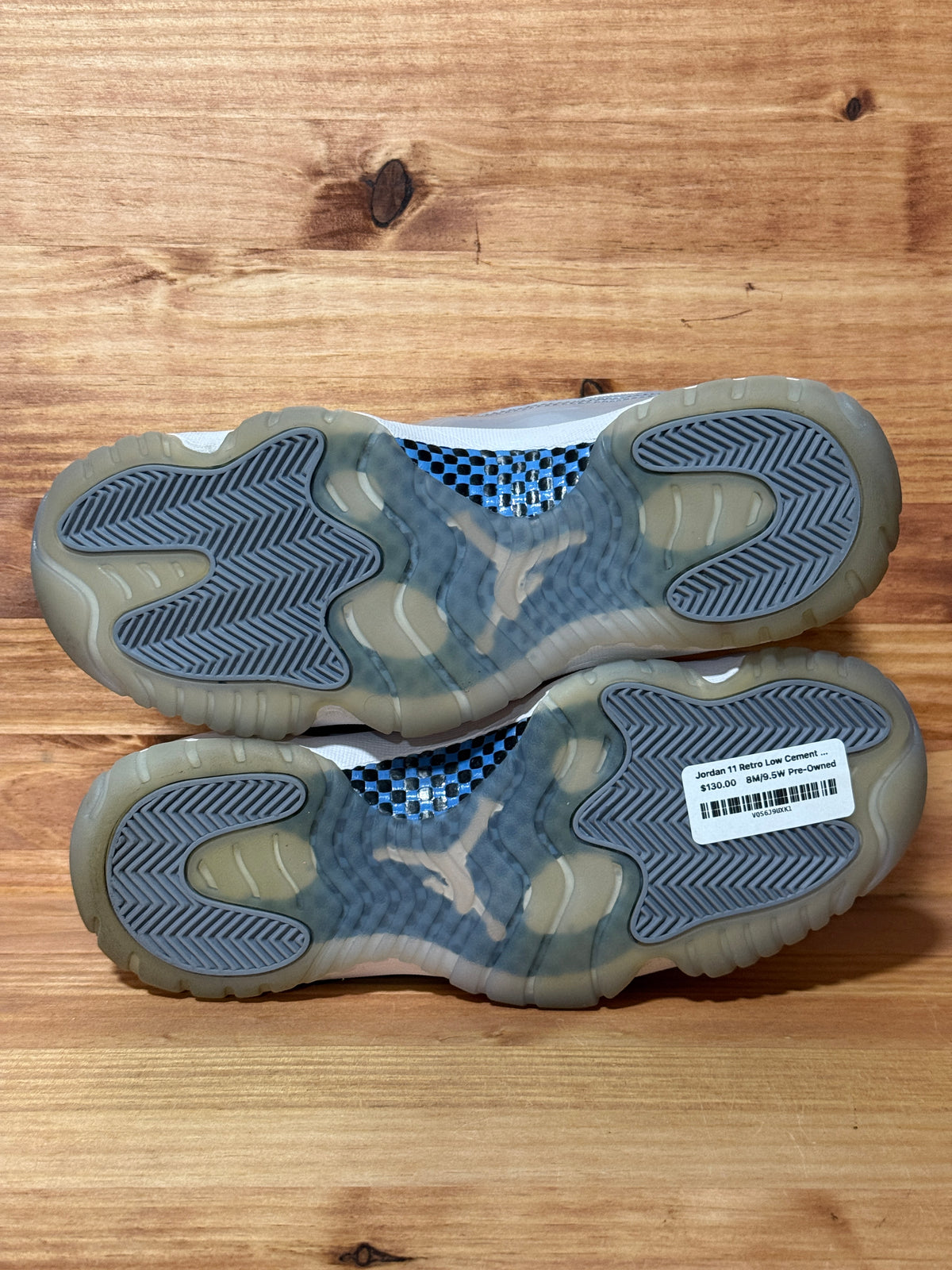 Jordan 11 Retro Low Cement Grey